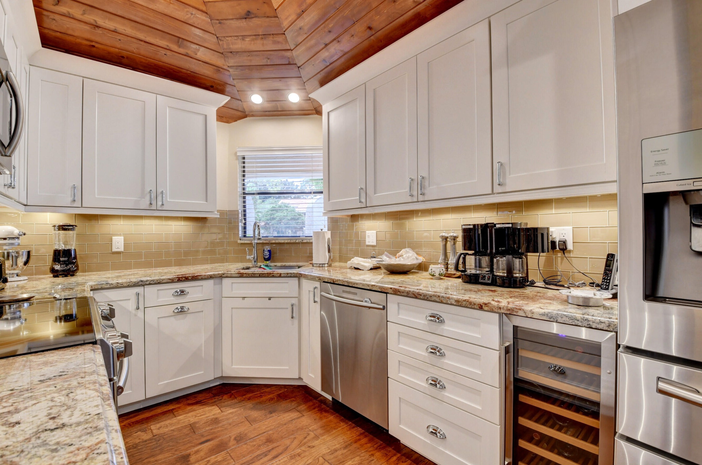 22750 Meridiana Dr, Boca Raton FL 33433-6310 exterior