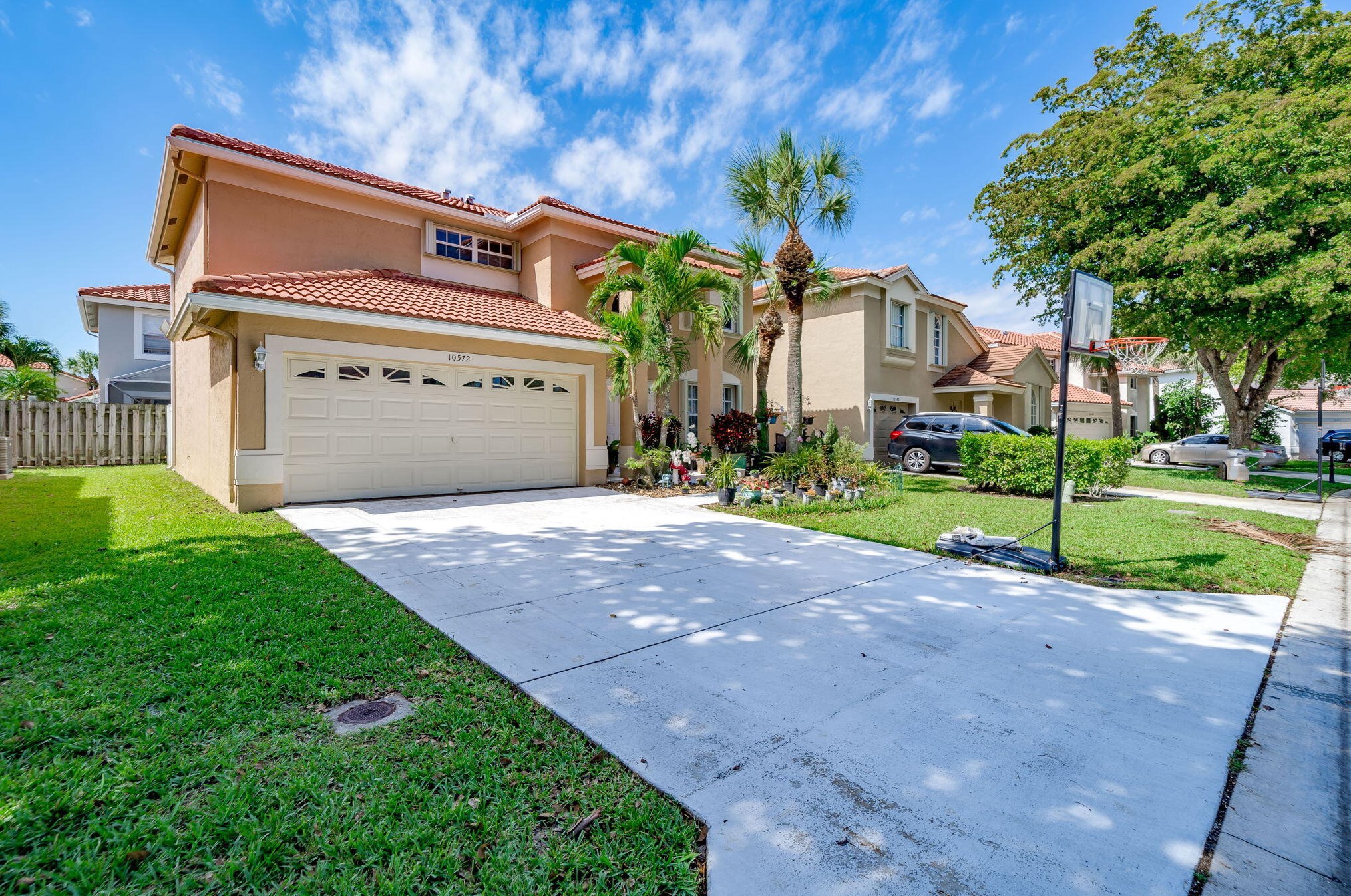 10572 Lake Jasmine Dr, Boca Raton, FL 33498