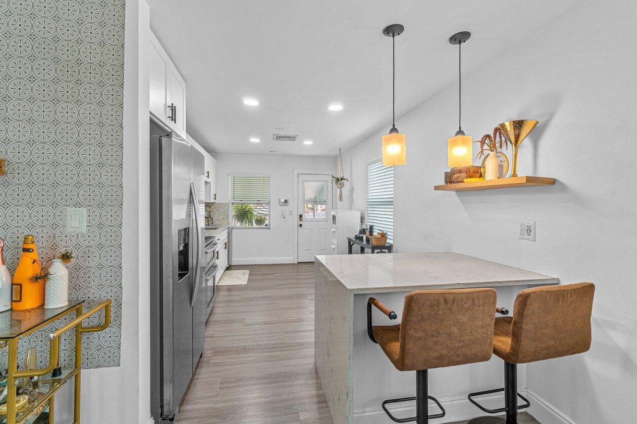 309 B St, Lake Worth FL  33460-3229 exterior