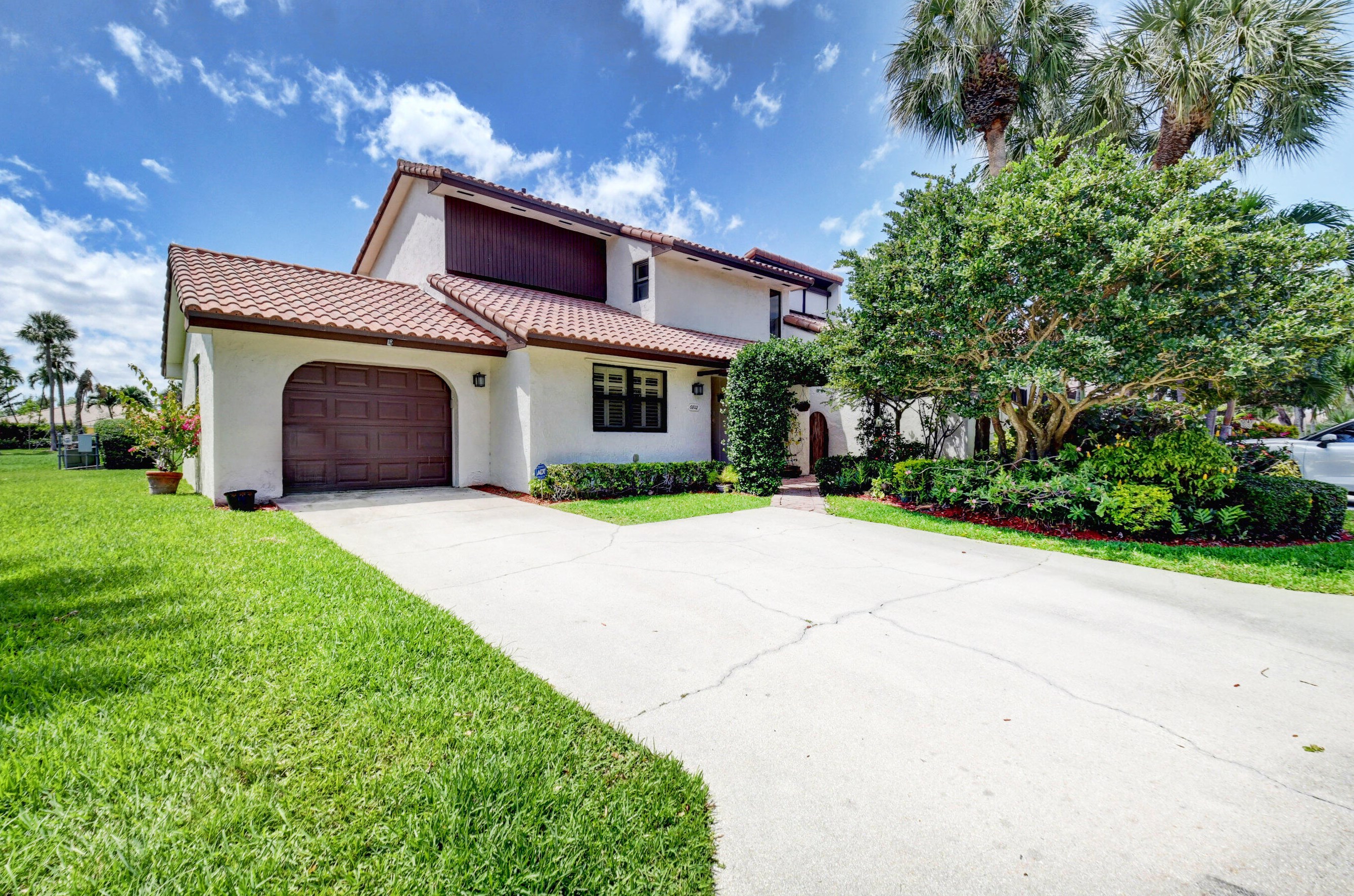 6802 Tiburon Cir, Boca Raton, FL 33433-5032