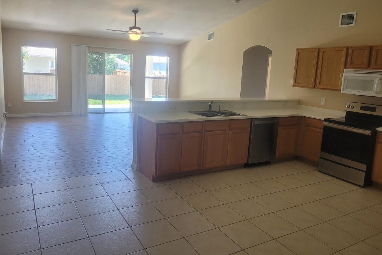 8415 104th Ct, Vero Beach, FL 32967