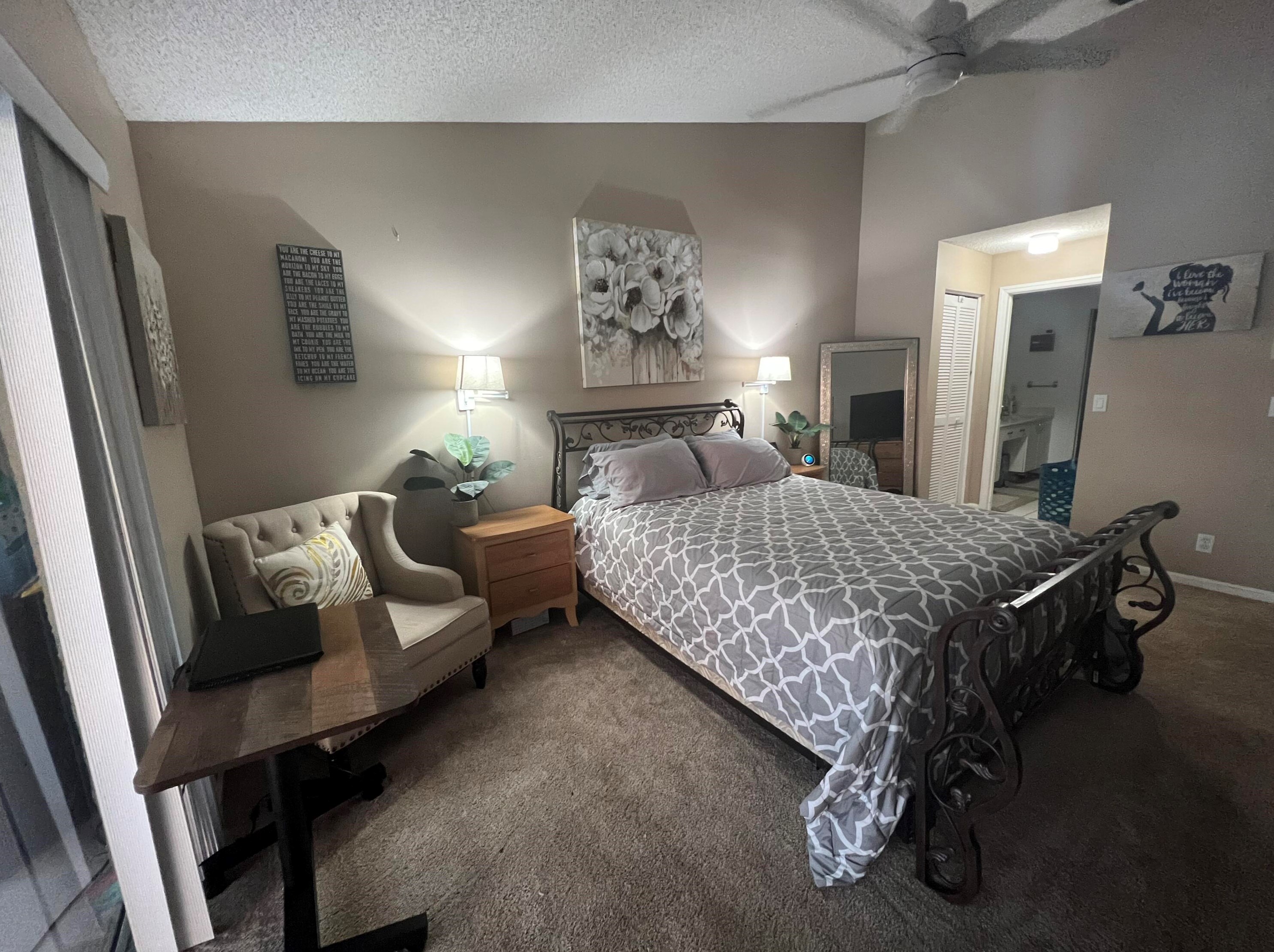 7312 Heathley Dr, Lake Worth FL  33467-7729 exterior