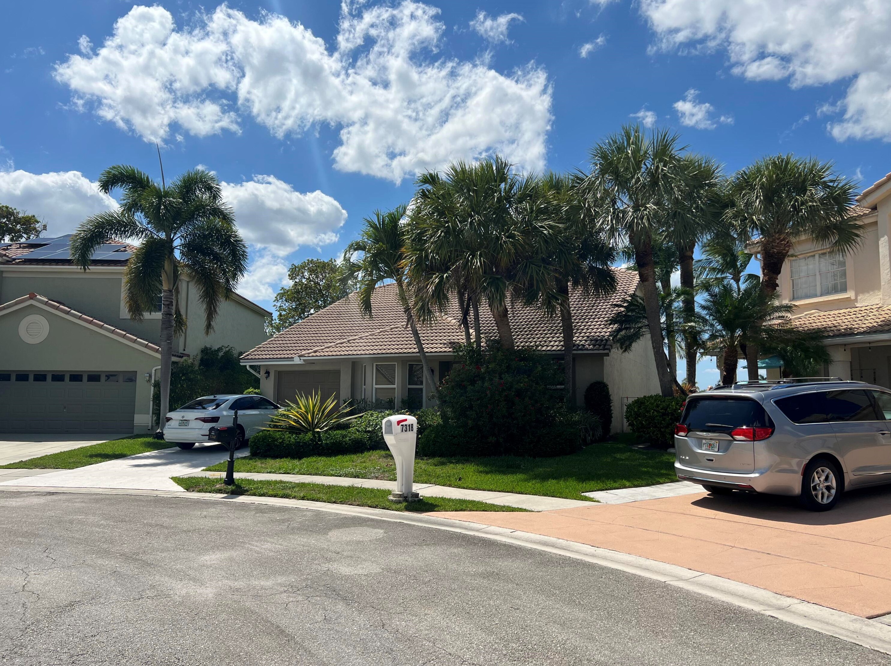 7312 Heathley Dr, Lake Worth FL  33467-7729 exterior