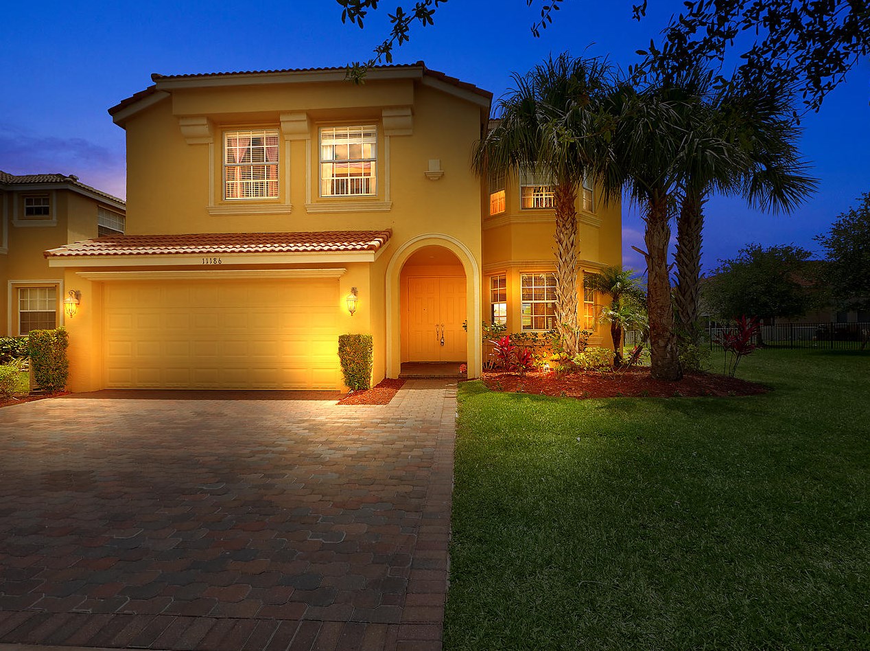 11186 Sw Wyndham Way, Fort Pierce, FL 34987