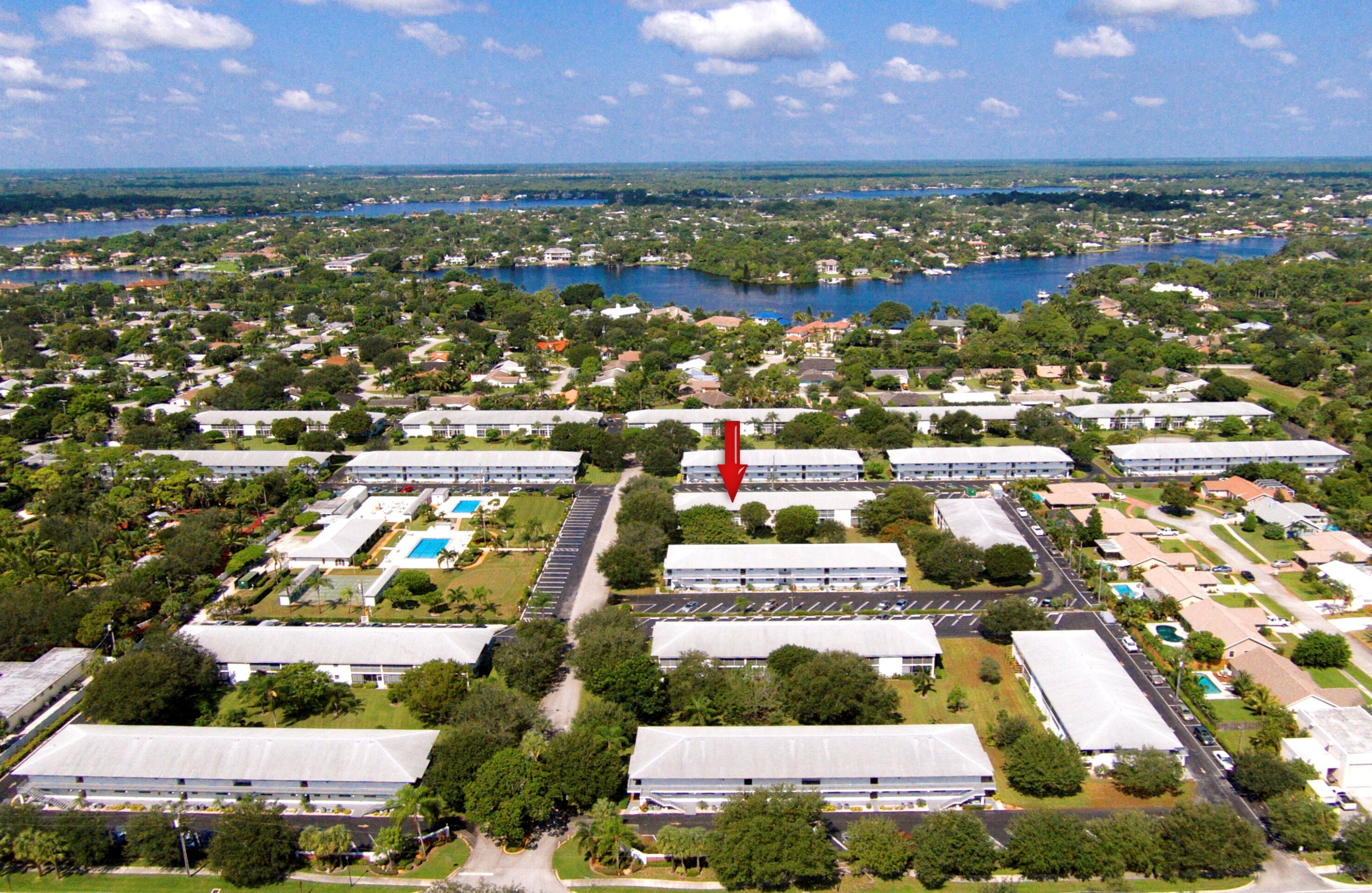 4 Garden St, Jupiter FL  33469-2590 exterior