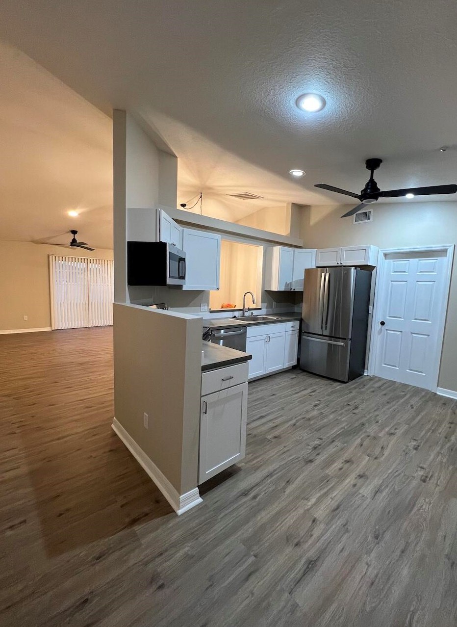630 Sw Hoffenberg Ave, Port Saint Lucie, FL 34953