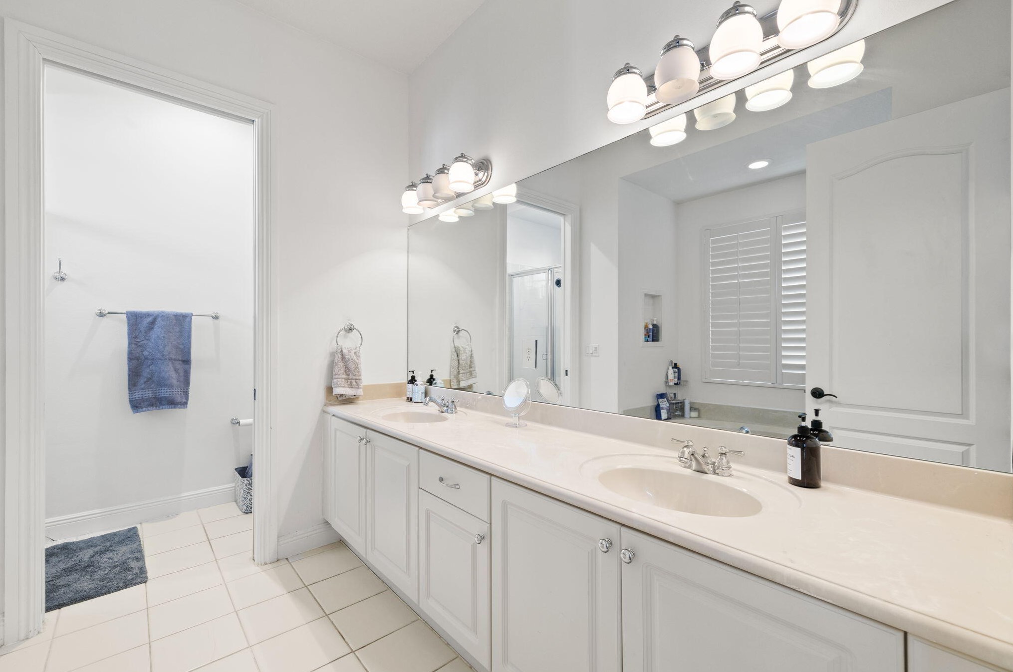 202 Botanica Dr, Jupiter FL  33458-7120 exterior