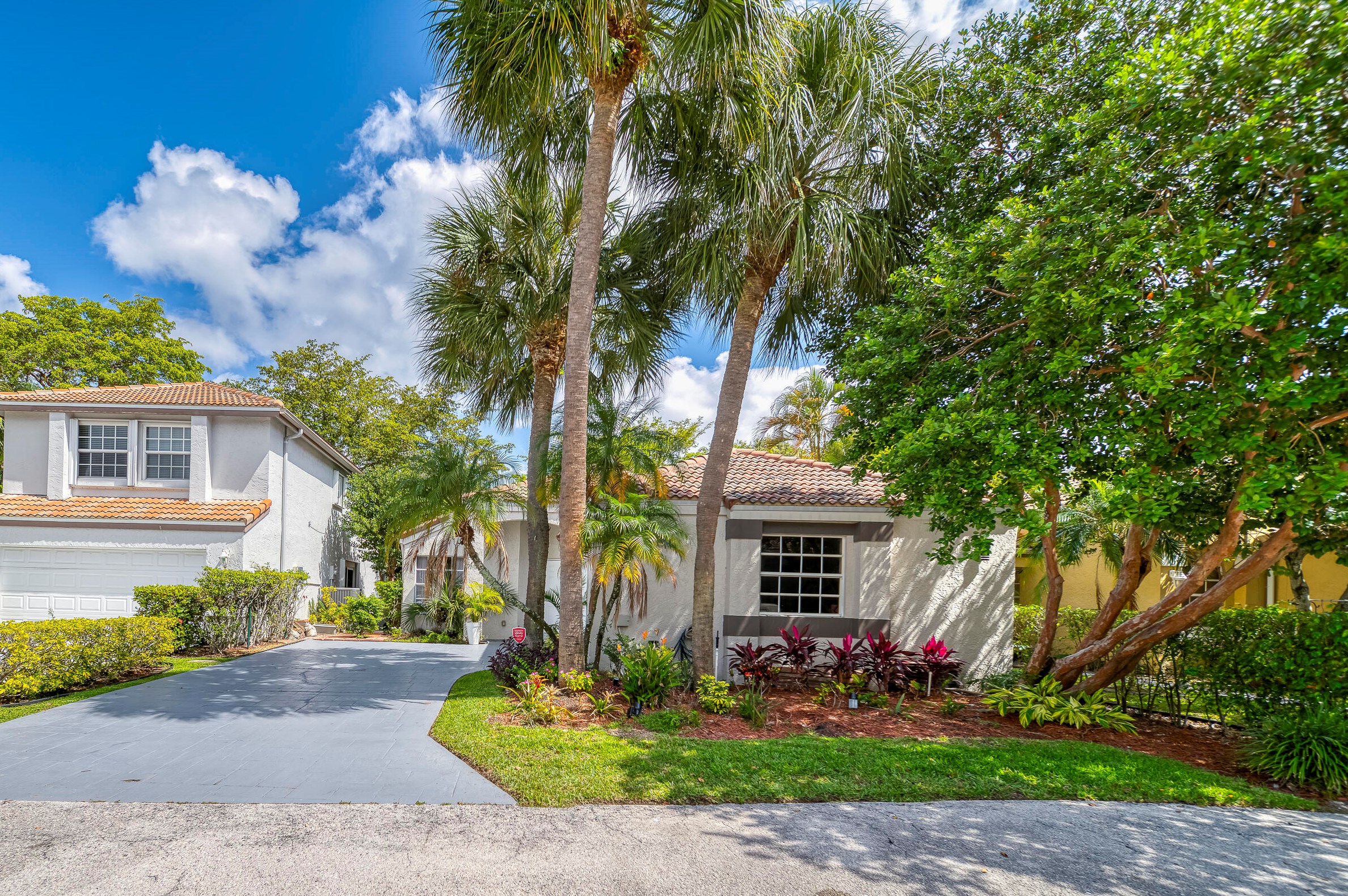 6143 La Vida Ter, Boca Raton, FL 33433-7228