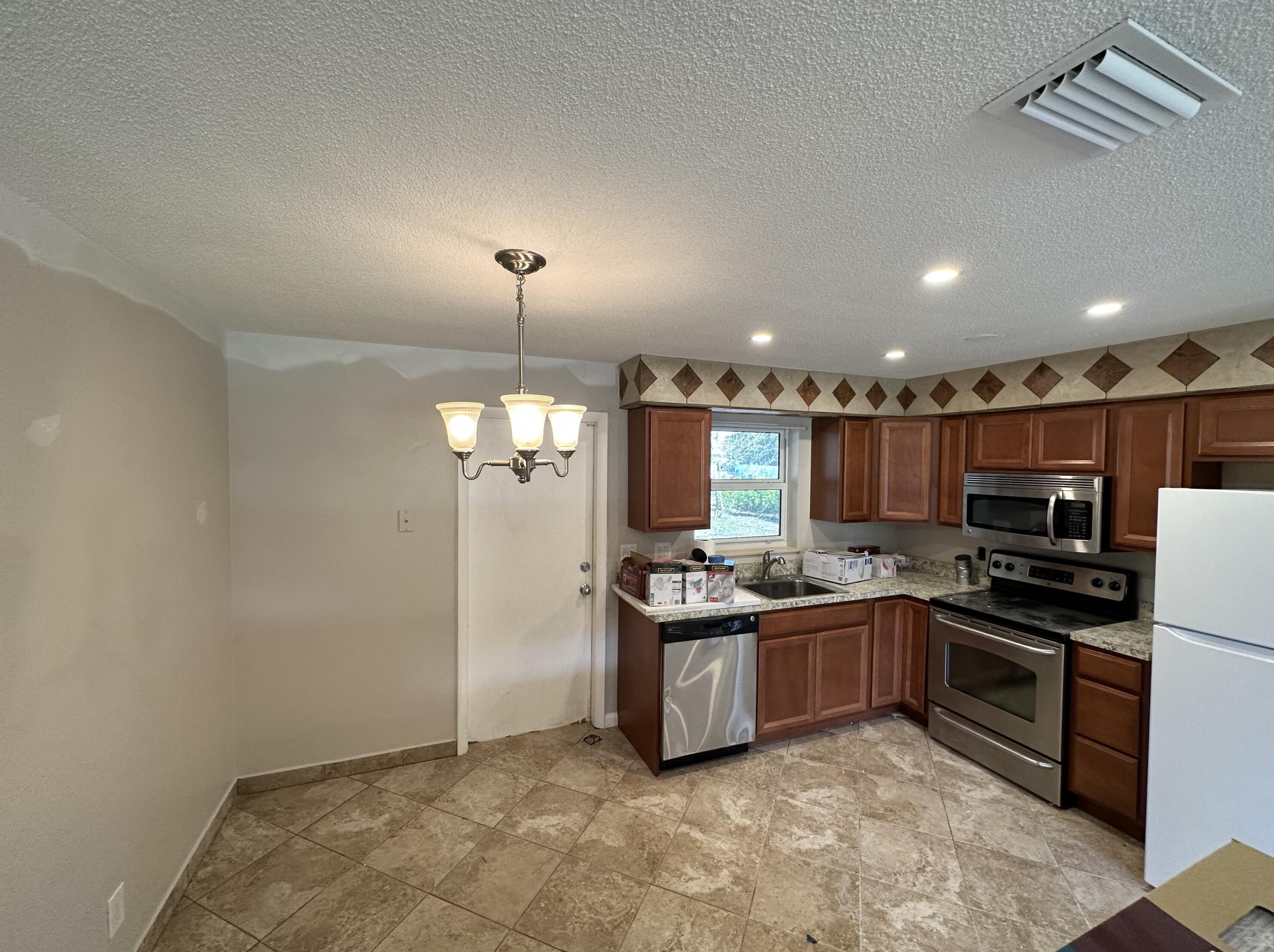 8500 Sunset Dr, West Palm Beach, FL 33410