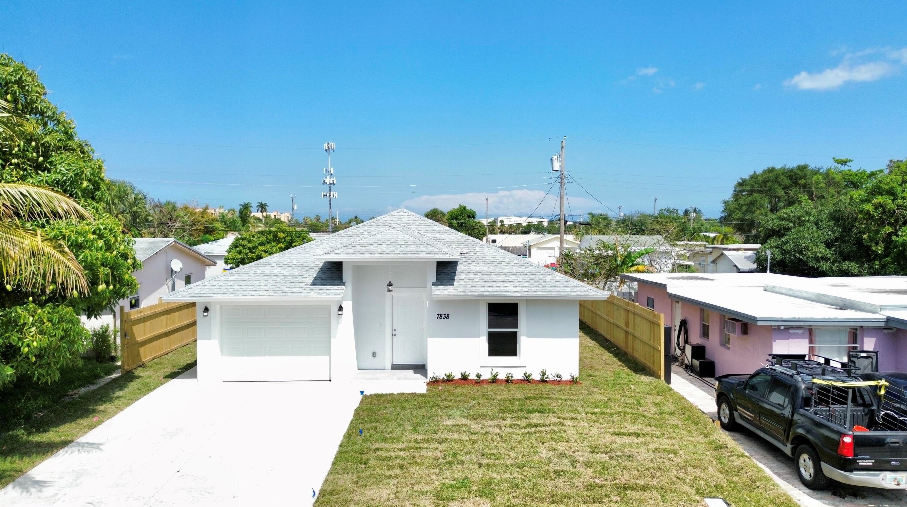 7838 Terrace Rd, Lake Worth FL  33462-6146 exterior