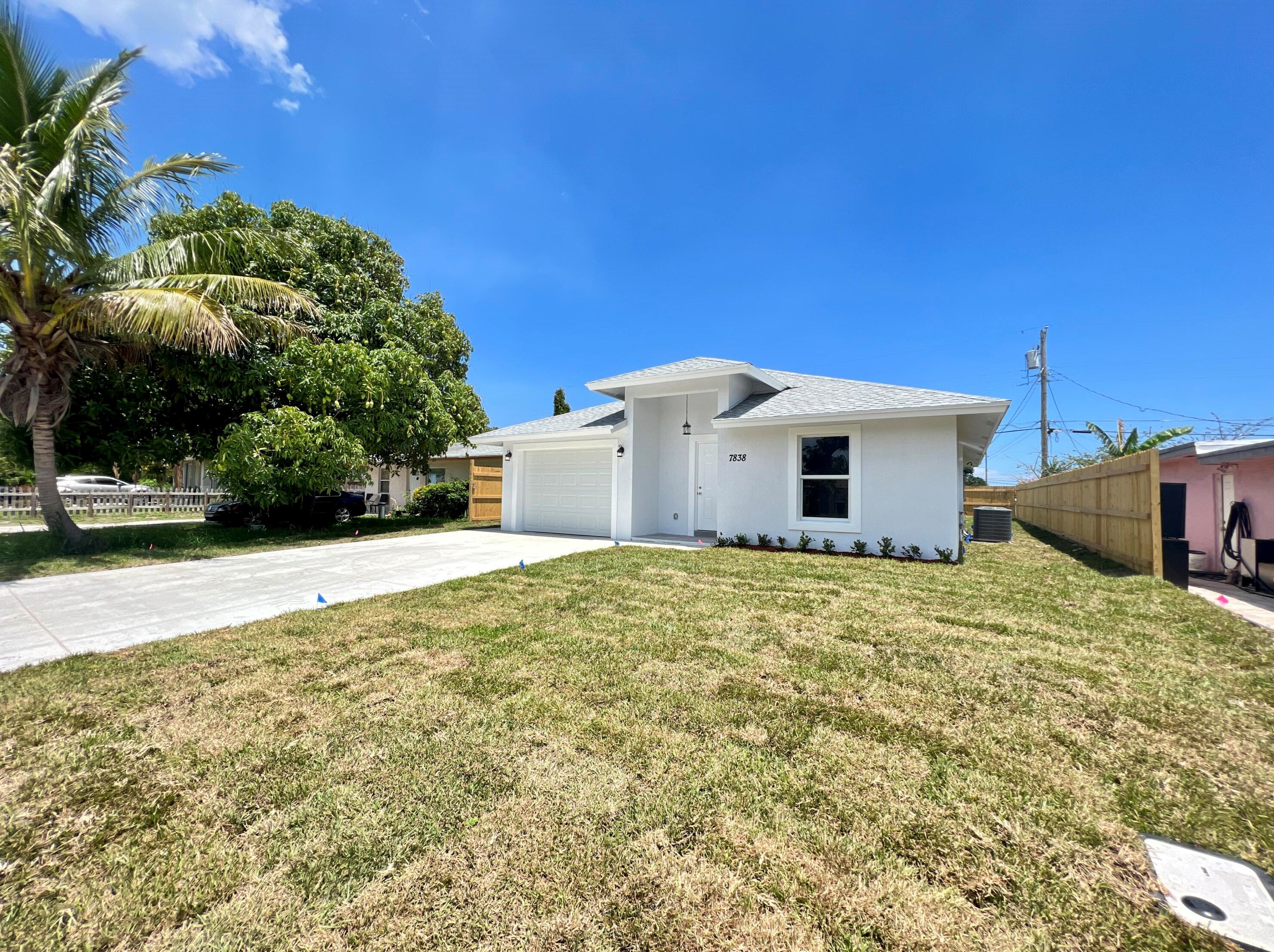7838 Terrace Rd, Lake Worth FL  33462-6146 exterior