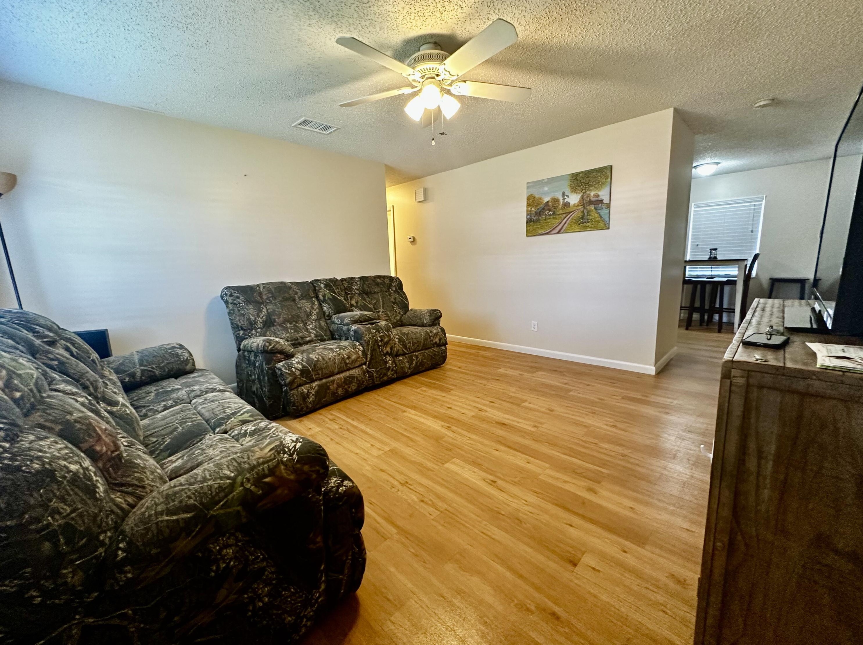 3261 22nd St, Okeechobee, FL 34974-5511
