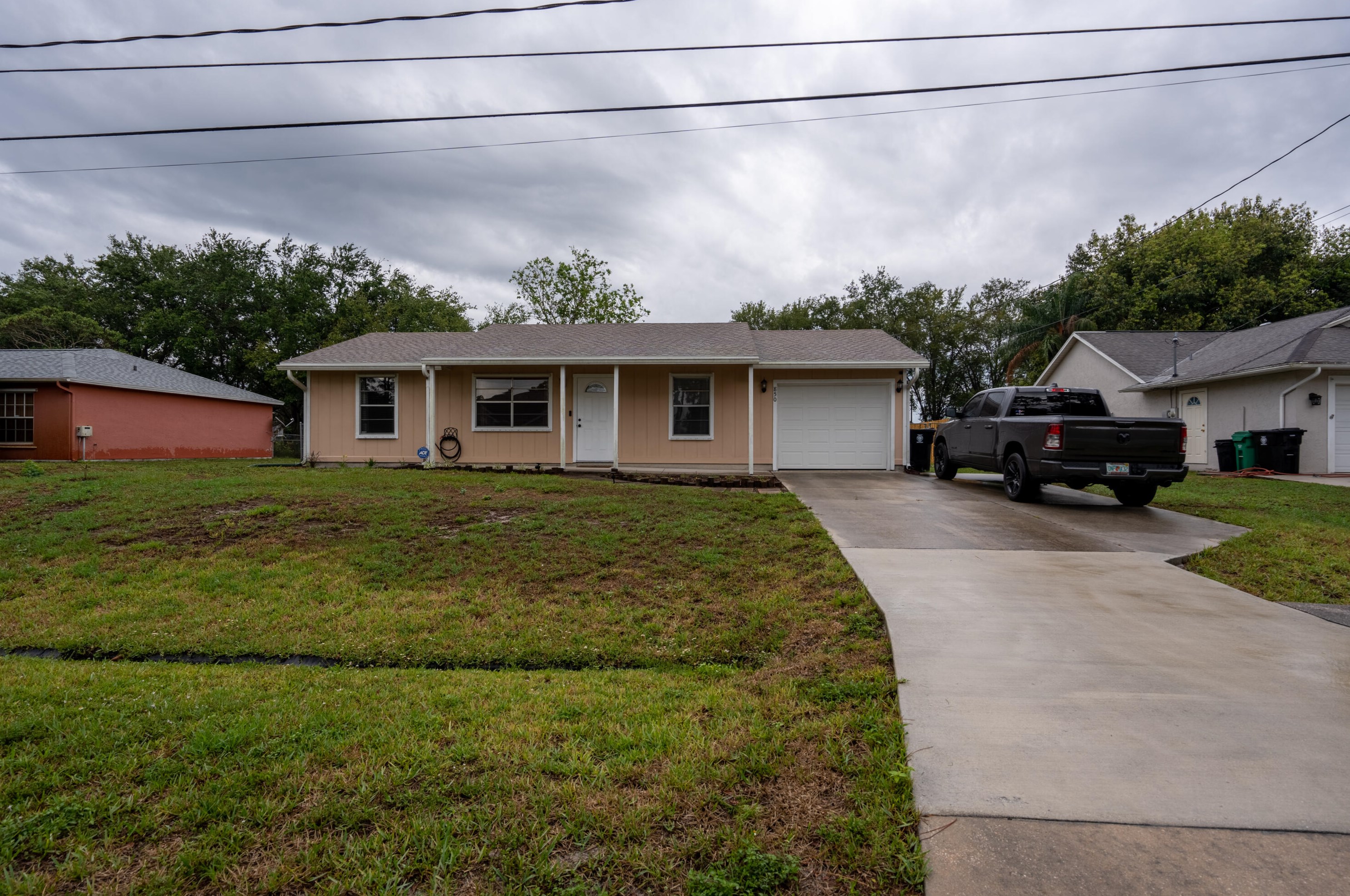 850 Sw Paul Revere Ter, Fort Pierce, FL 34953