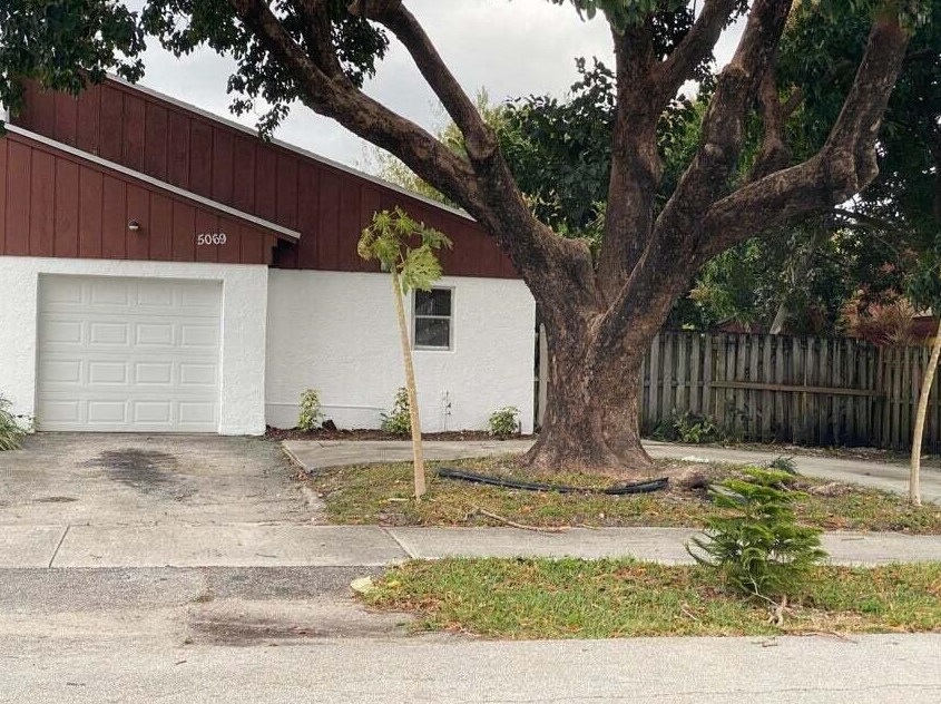 5069 Nw 5th St, Delray Beach, FL 33445