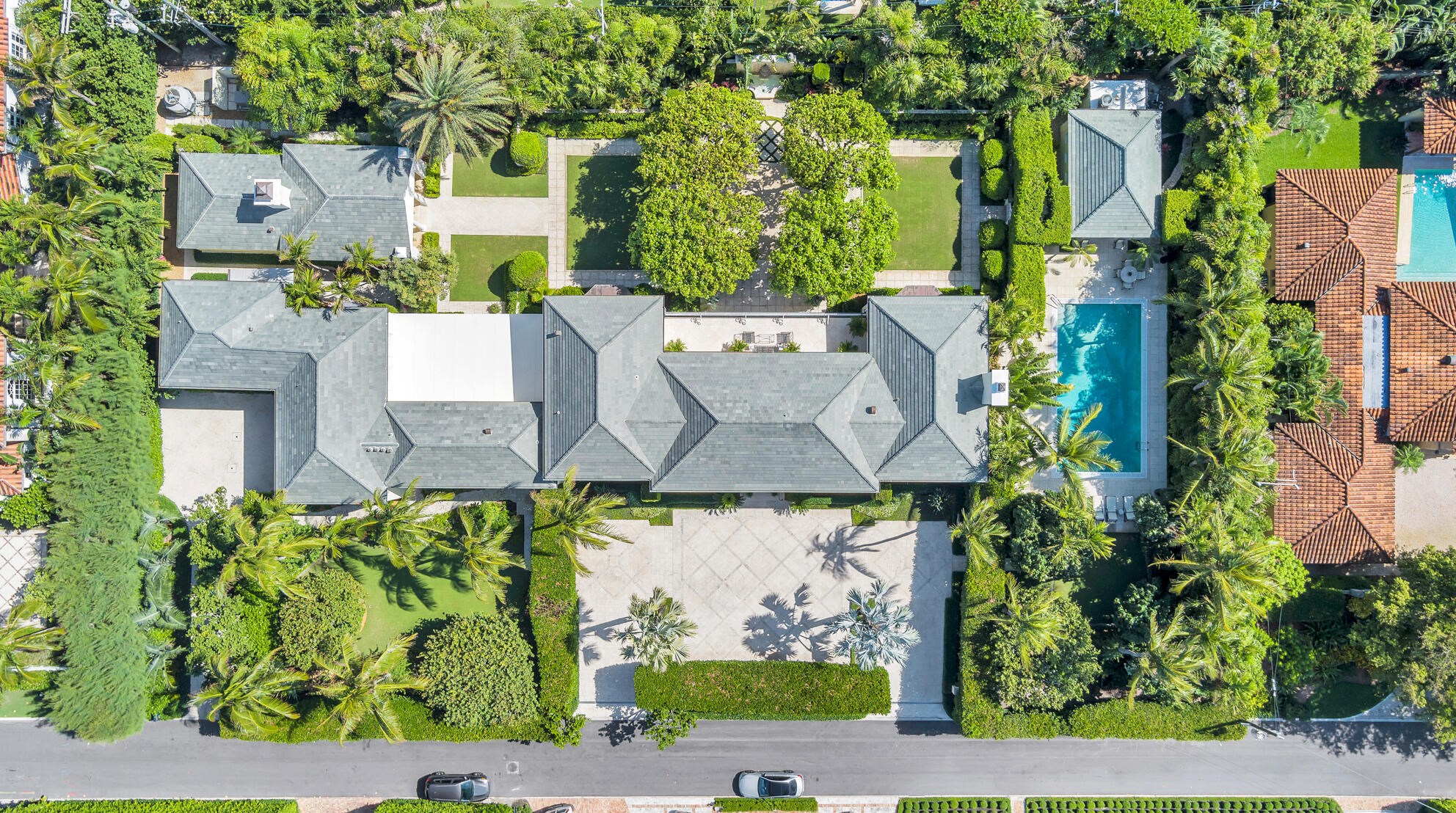 120 Via Del Lago, Palm Beach, FL 33480-4917