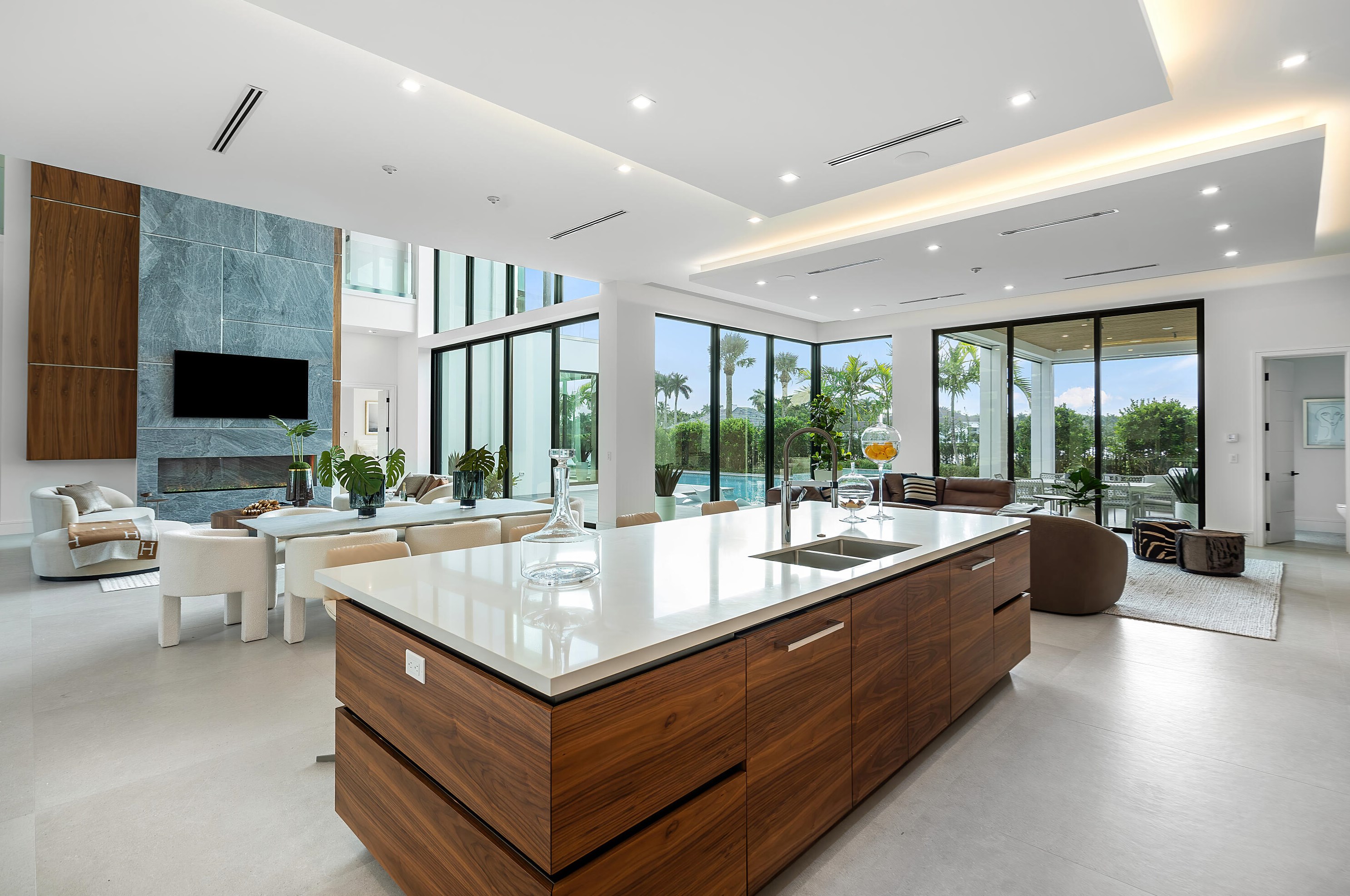 17137 Northway Cir, Boca Raton FL  33496-5908 exterior