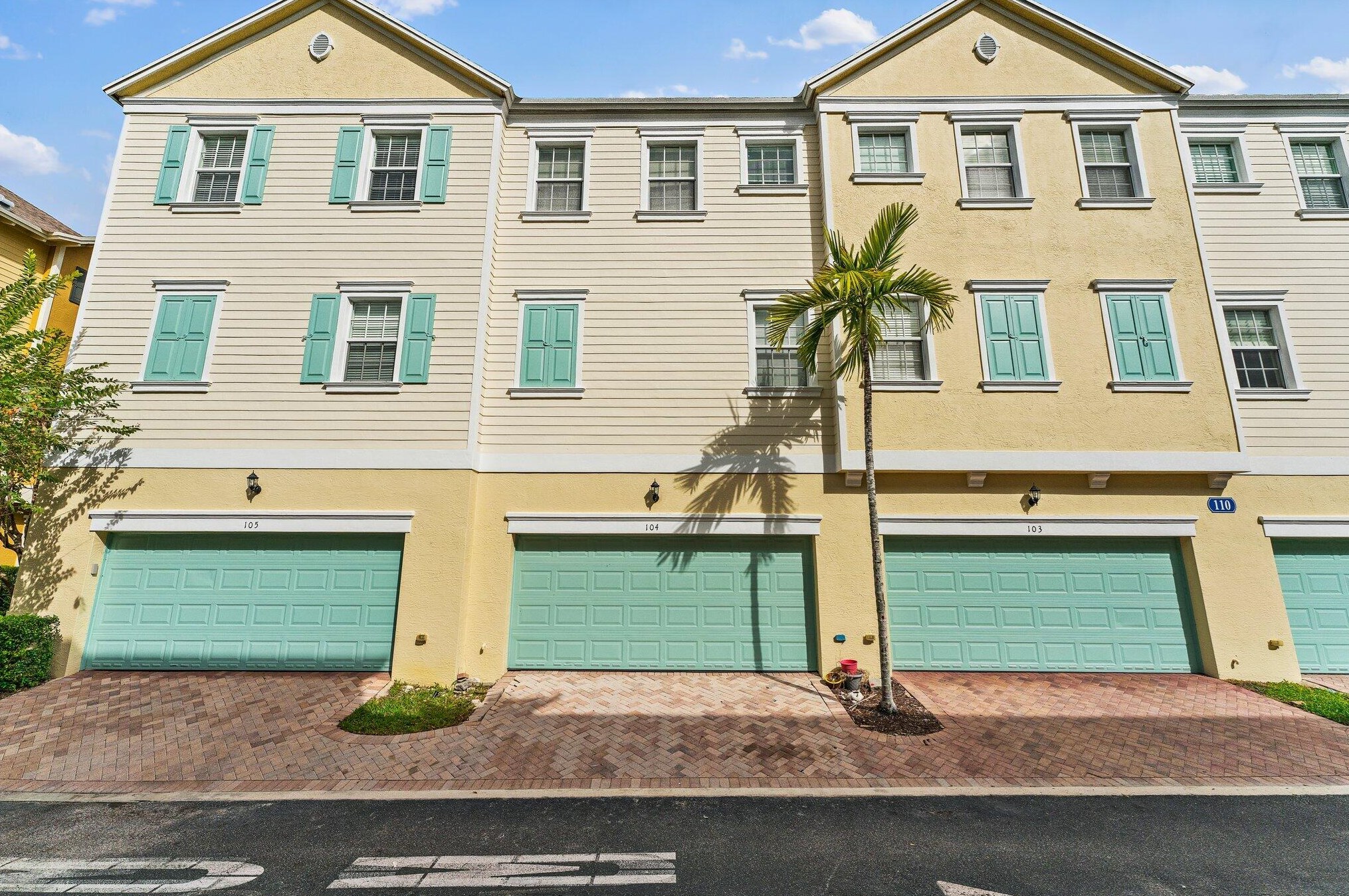 110 Sea Plum Dr, Jupiter FL  36105-6326 exterior