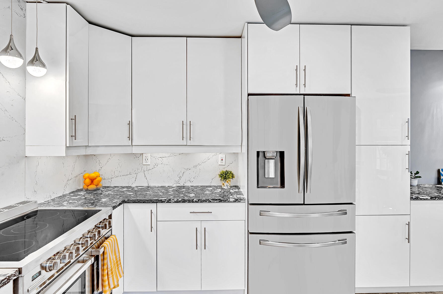 5044 Pointe Emerald Ln, Boca Raton FL  33486-1487 exterior