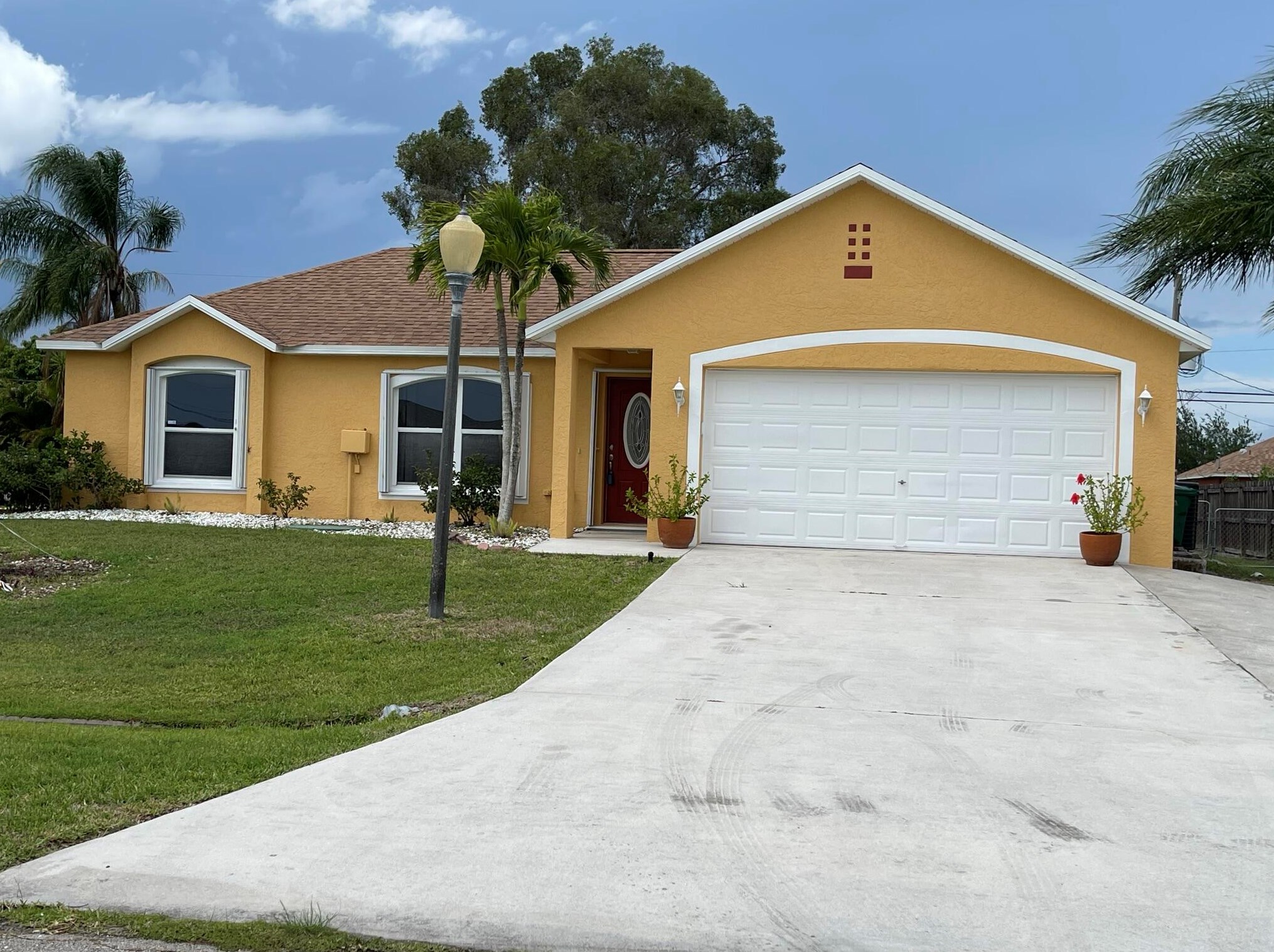 345 Sw Dwight Ave, Fort Pierce, FL 34983