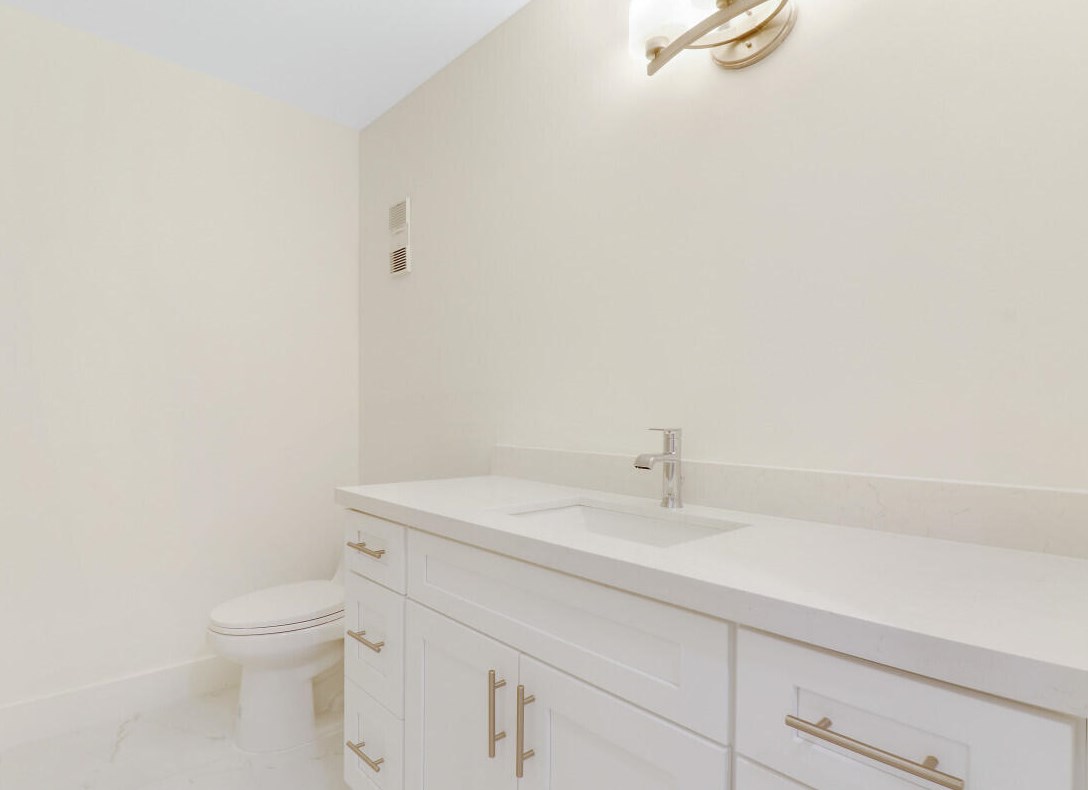 8273 Springtree Rd, Boca Raton FL 33496-5112 exterior