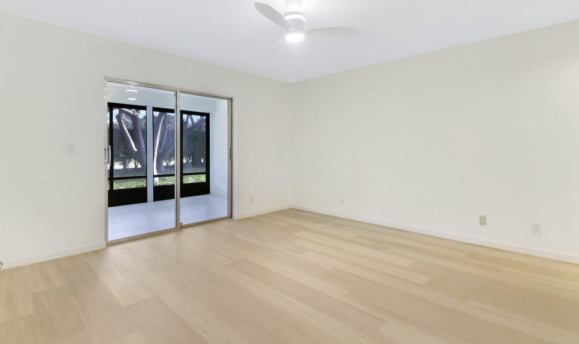 8273 Springtree Rd, Boca Raton FL 33496-5112 exterior