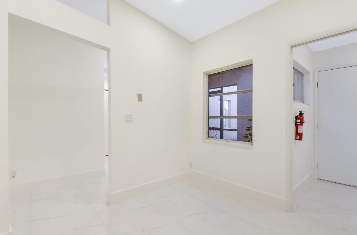 8273 Springtree Rd, Boca Raton FL 33496-5112 exterior