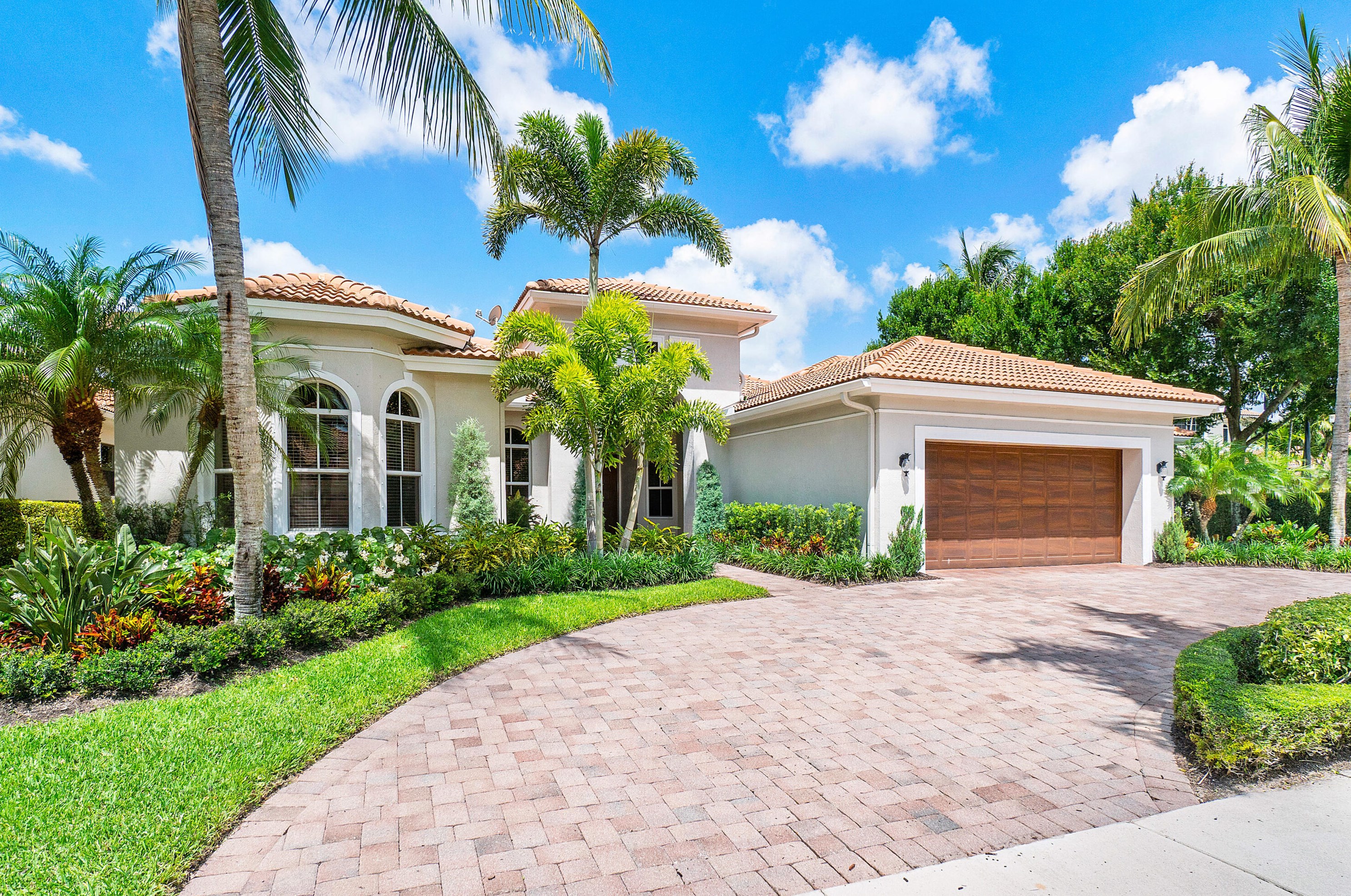 8017 Laurel Ridge Ct, Delray Beach, FL 33446