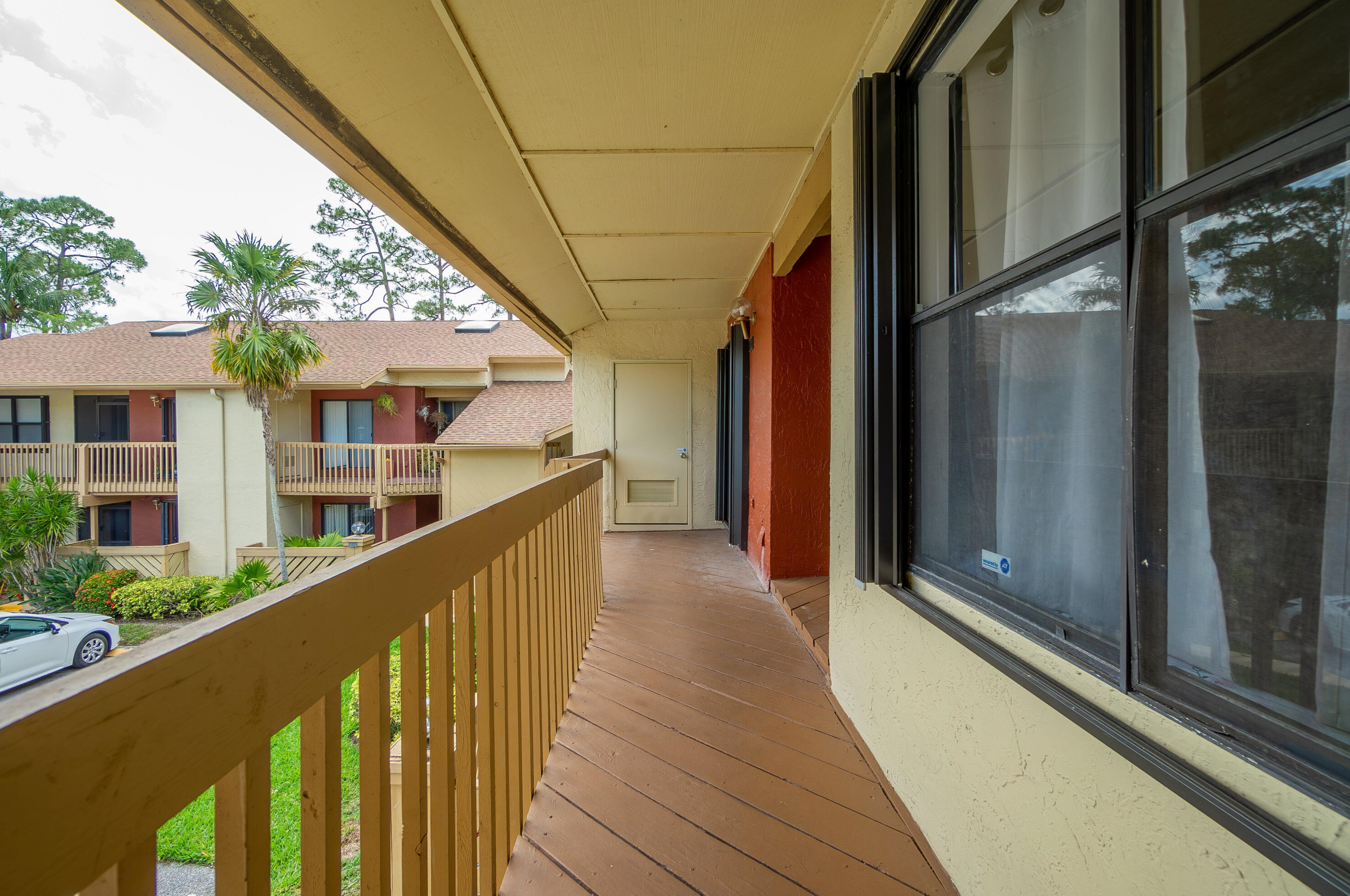 13025 Northshire Trl Apt 11, West Palm Beach, FL 33414