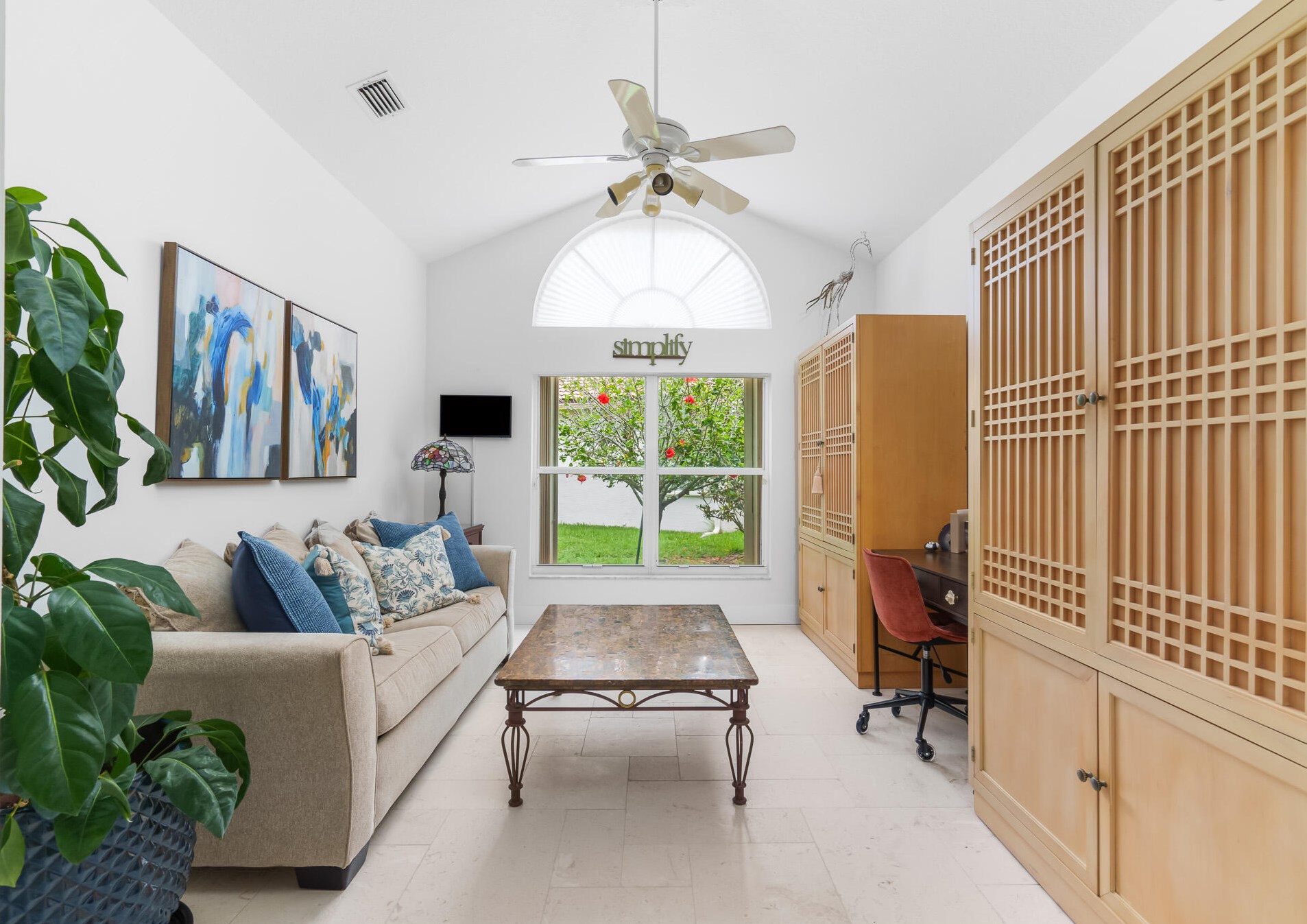 6806 Fiji Cir, Boynton Beach FL  33437-7022 exterior