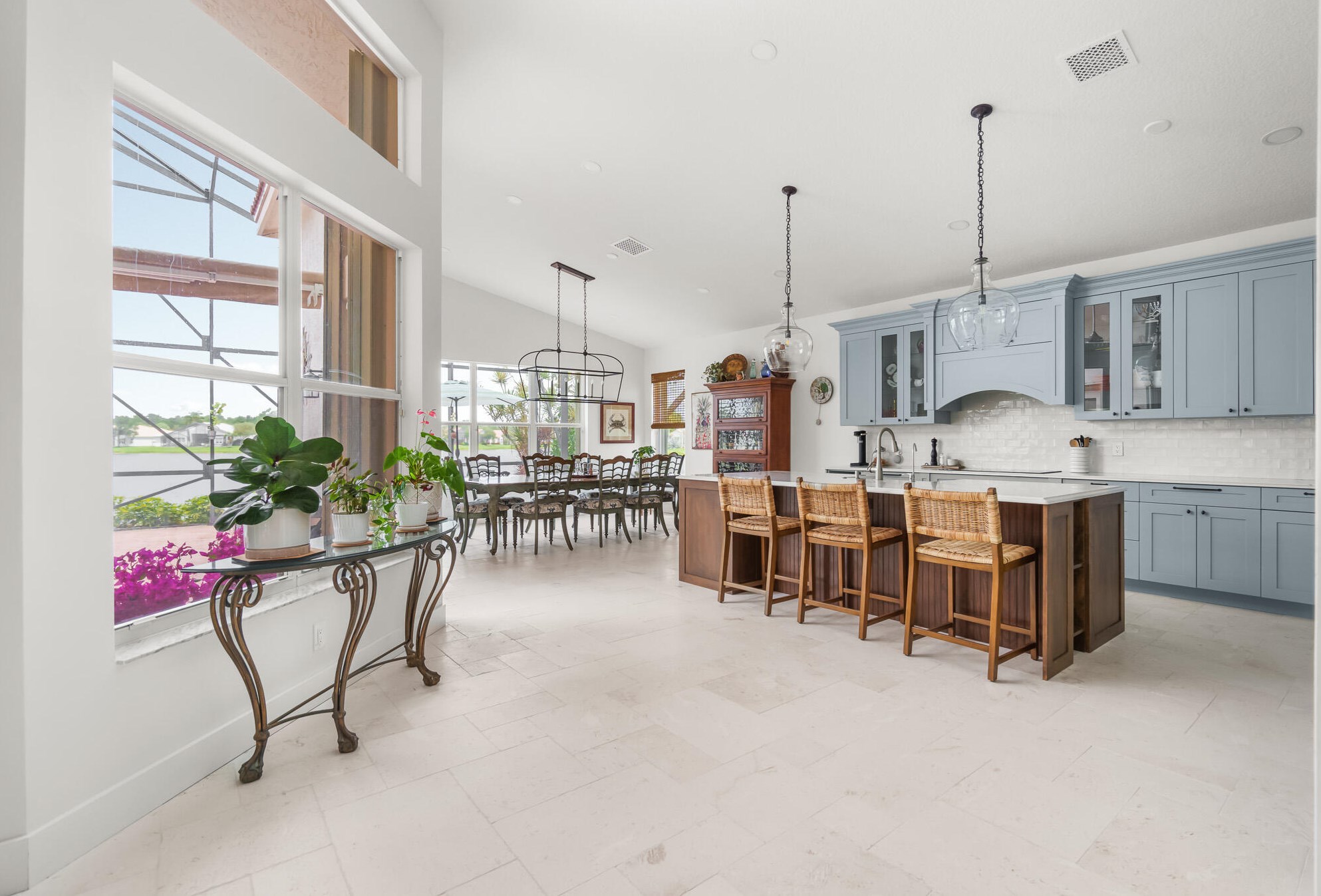 6806 Fiji Cir, Boynton Beach FL  33437-7022 exterior