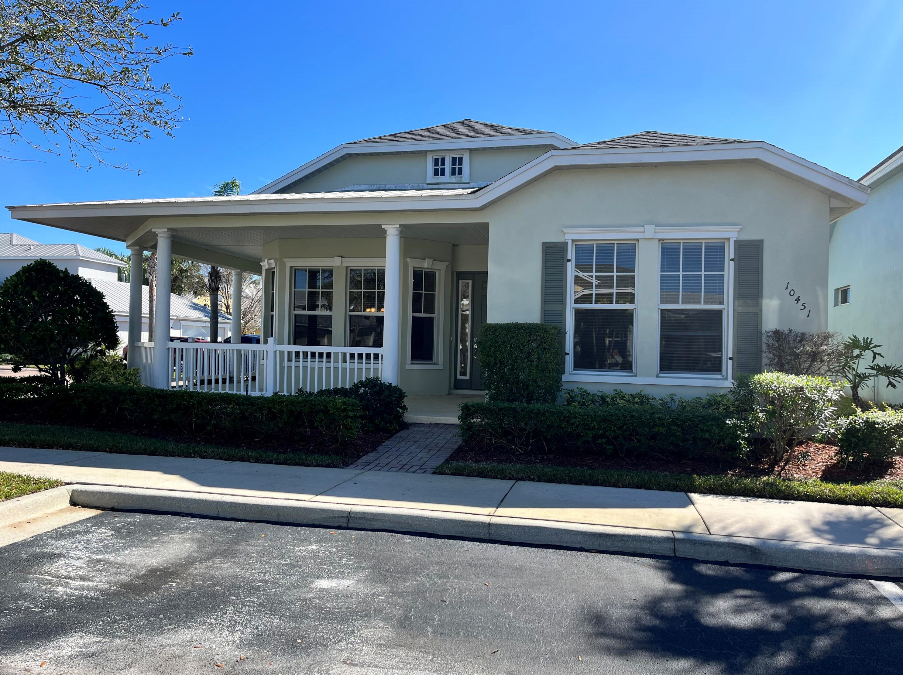 10451 Sw Kelsey Way, Port Saint Lucie, FL 34987