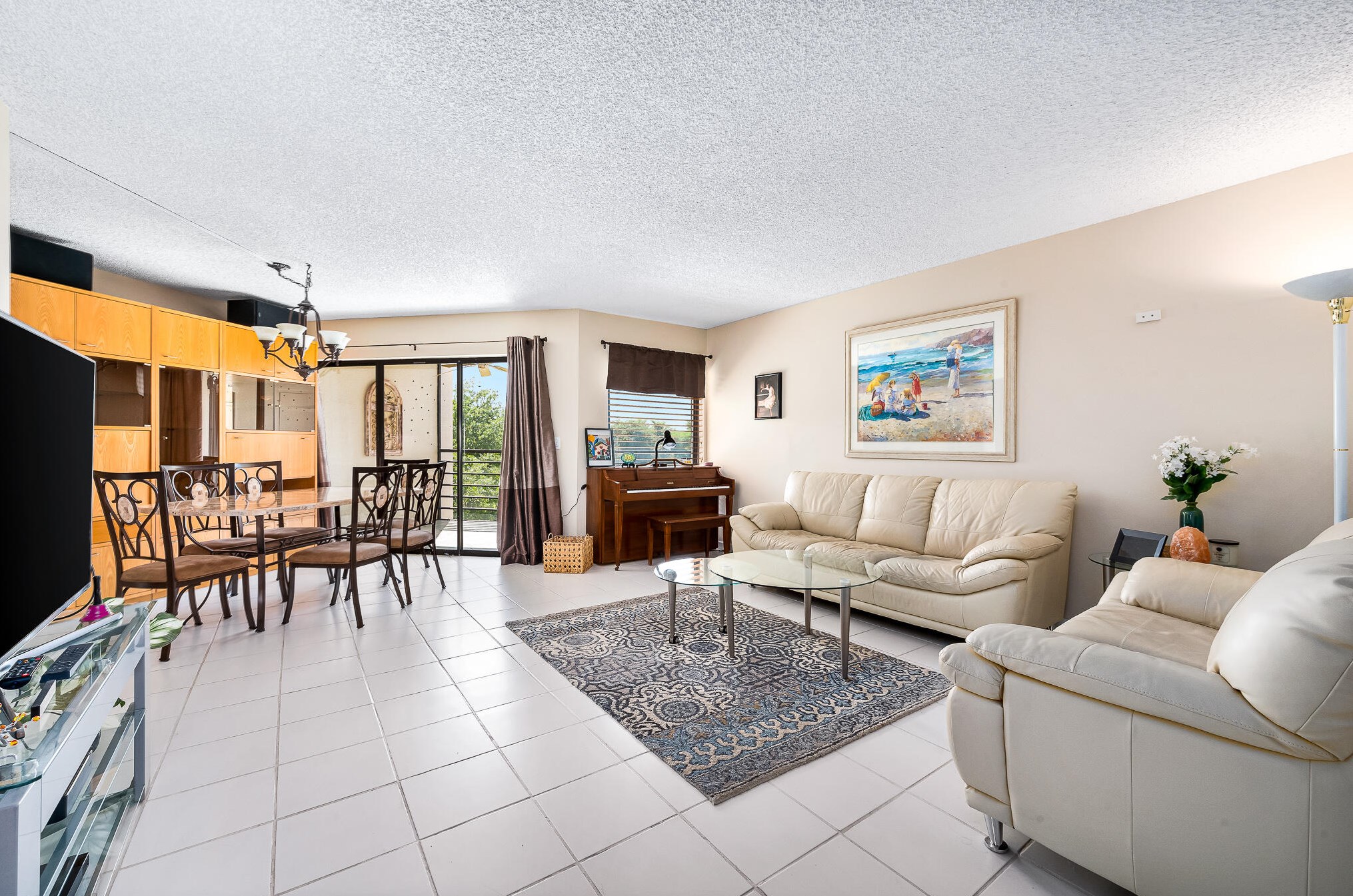 5751 Camino Del Sol #403, Boca Raton, FL 33433