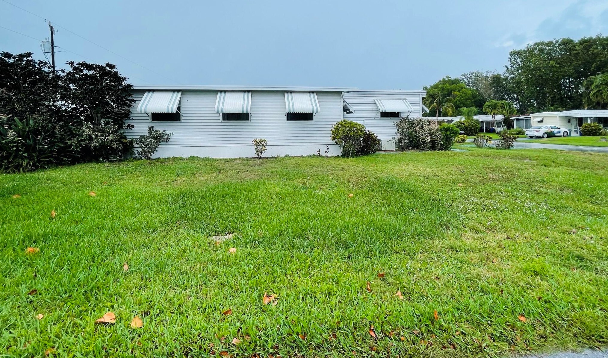 7510 Eagle Ave, Hobe Sound FL  33455-4592 exterior