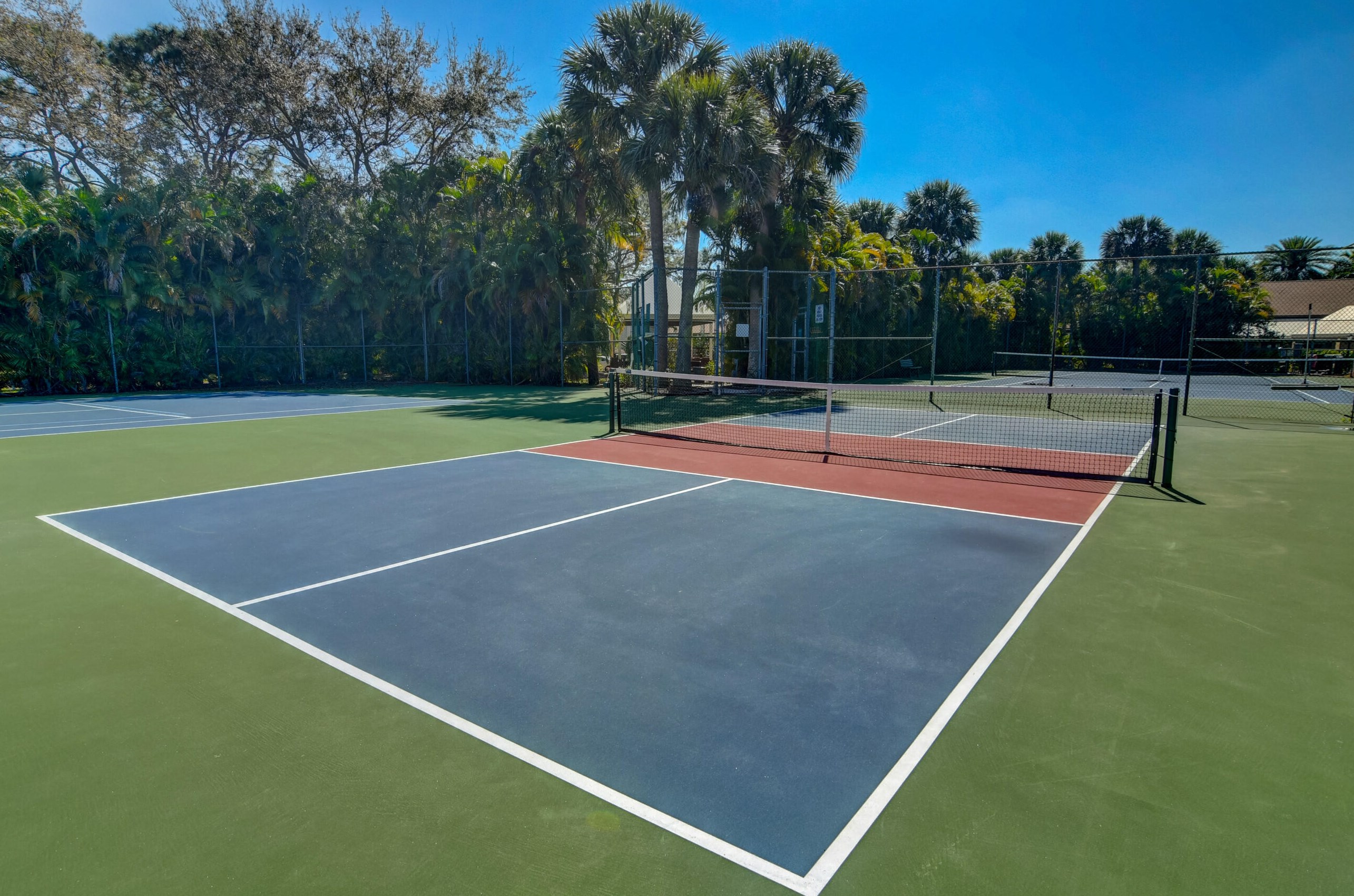 3230 Jog Park Dr, Lake Worth FL  33467-2014 exterior