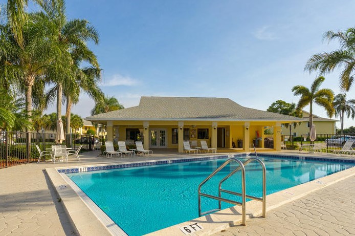 1072 Keystone Dr, Jupiter, FL 33458-8053