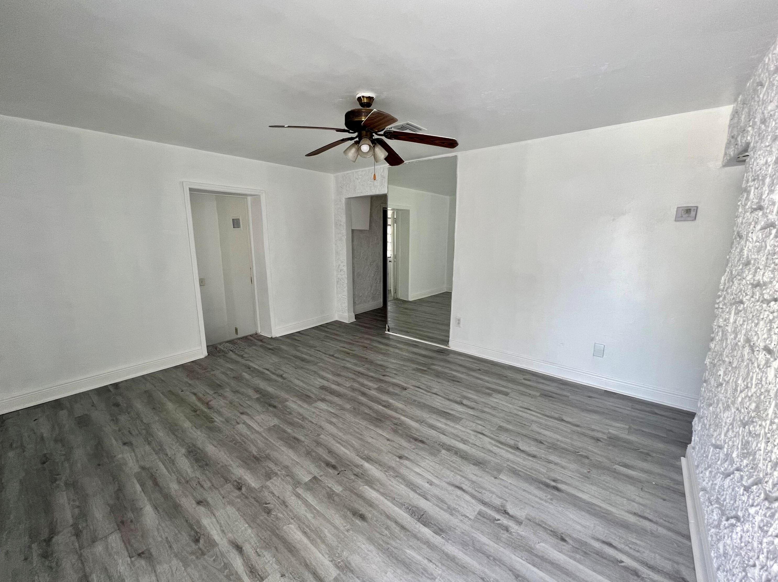 1801 Nw 88th St, Miami, FL 33147