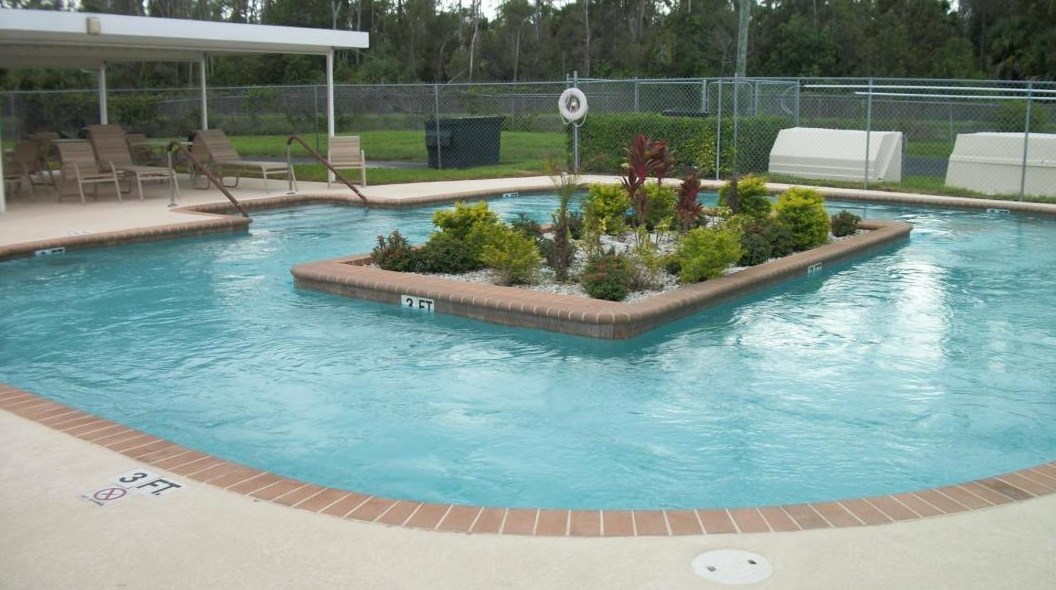 26 Golfs Edge, West Palm Beach, FL 33417