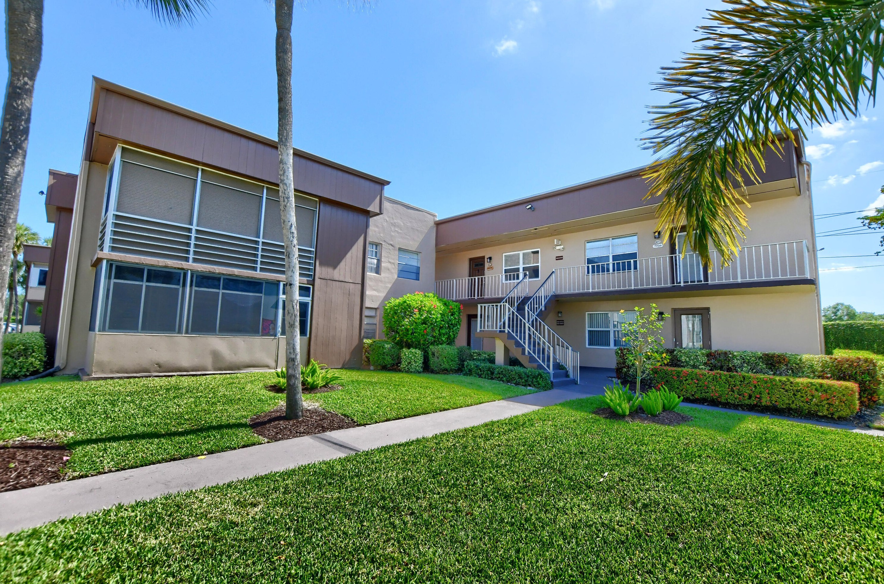 644 Burgundy N, Delray Beach, FL 33484