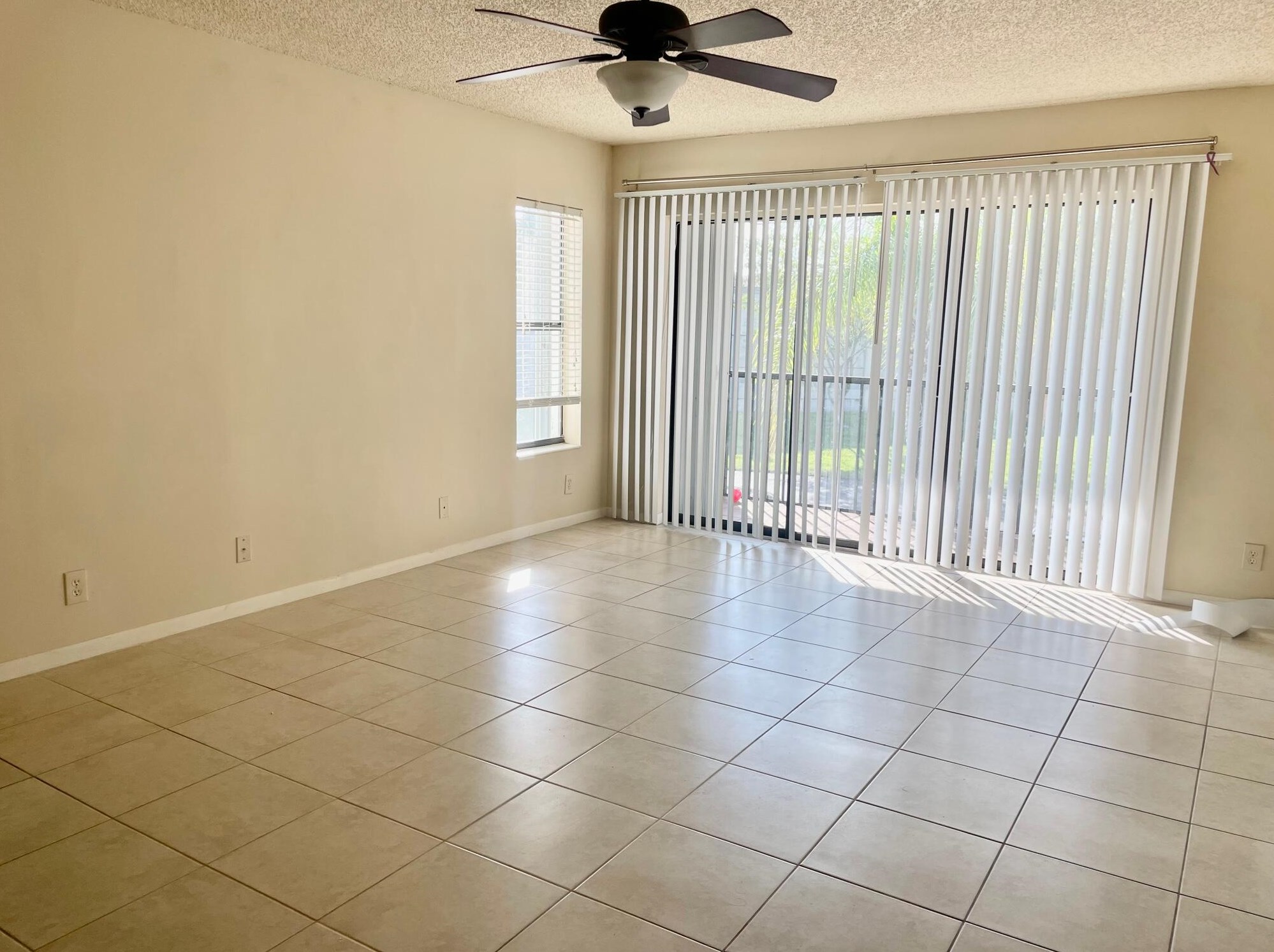 1006 Green Pine Blvd #h2, West Palm Beach, FL 33409