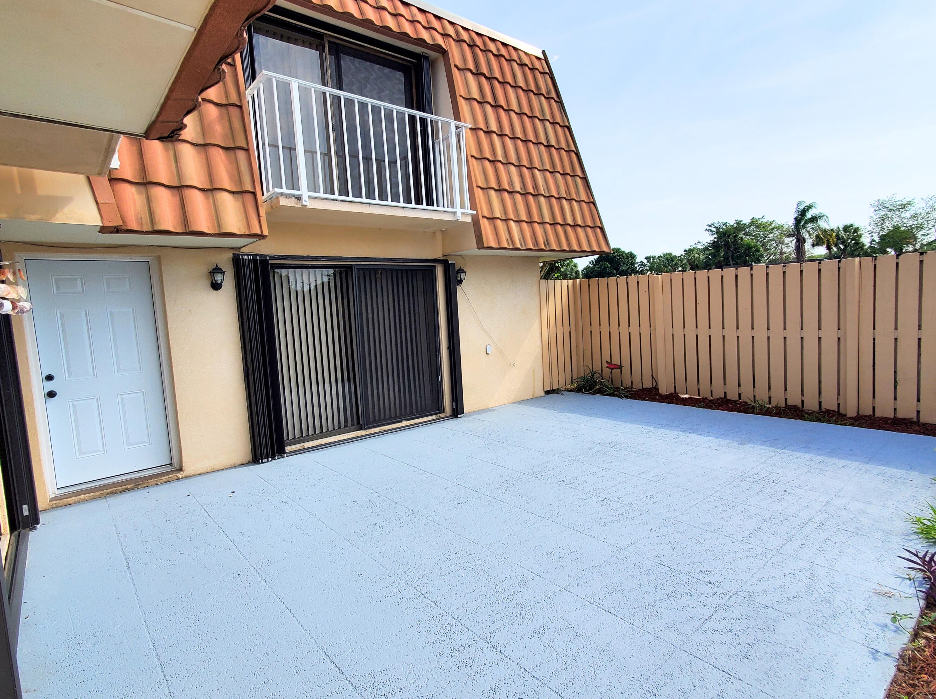 718 Mill Valley Pl, West Palm Beach, FL 33409