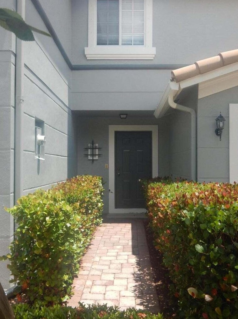 2552 Sw Marshfield Ct, Fort Pierce, FL 34953
