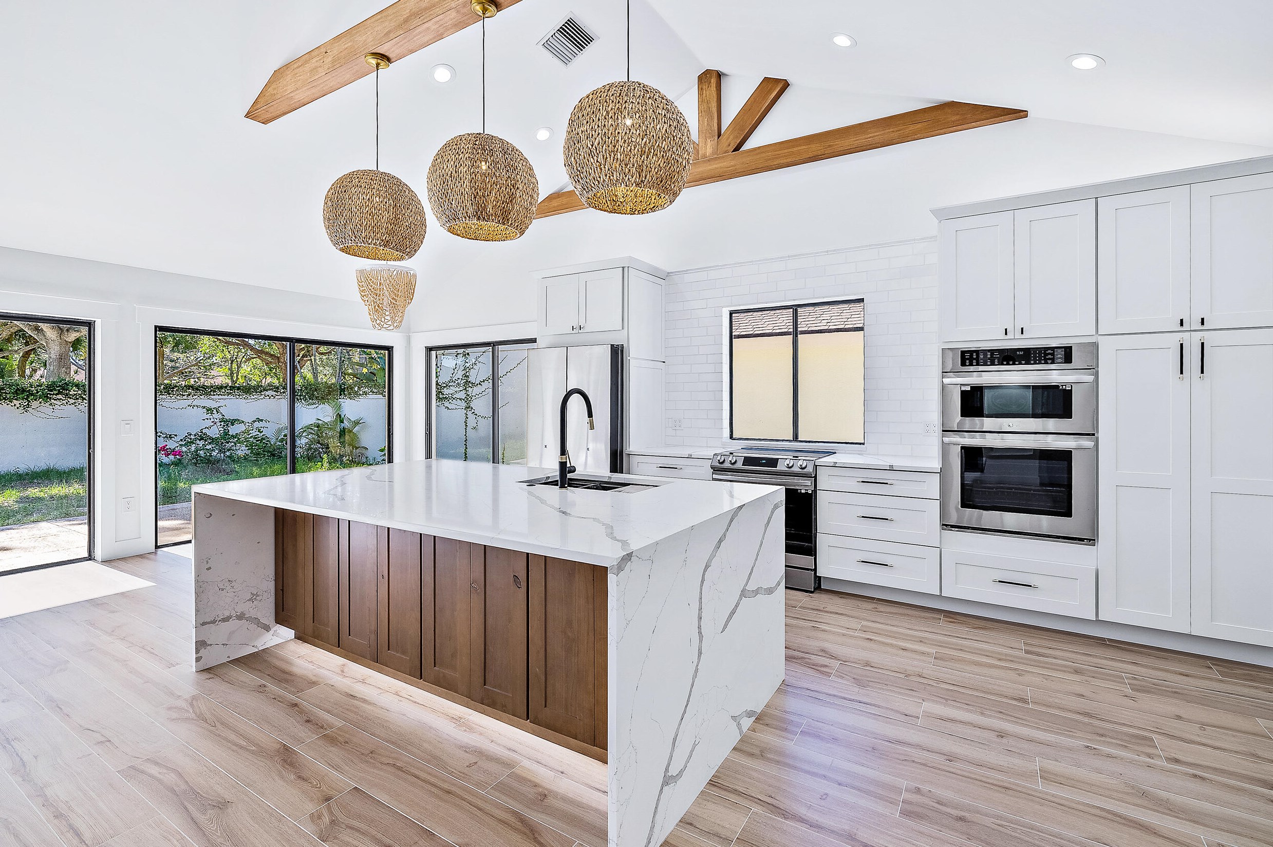 109 Harbourside Cir, Jupiter FL  33477-9316 exterior
