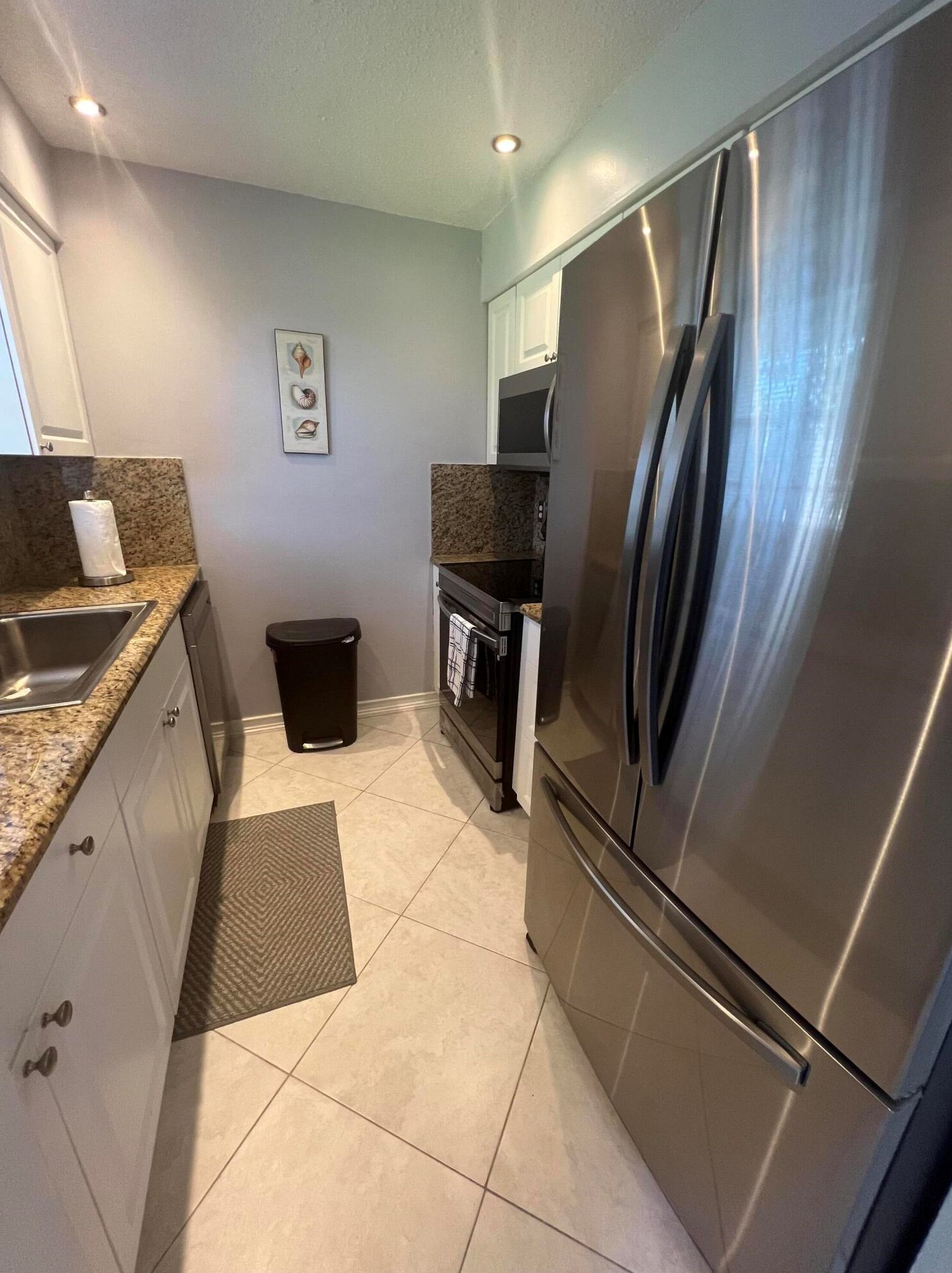 5804 Channel Dr, Lake Worth FL  33463-2379 exterior