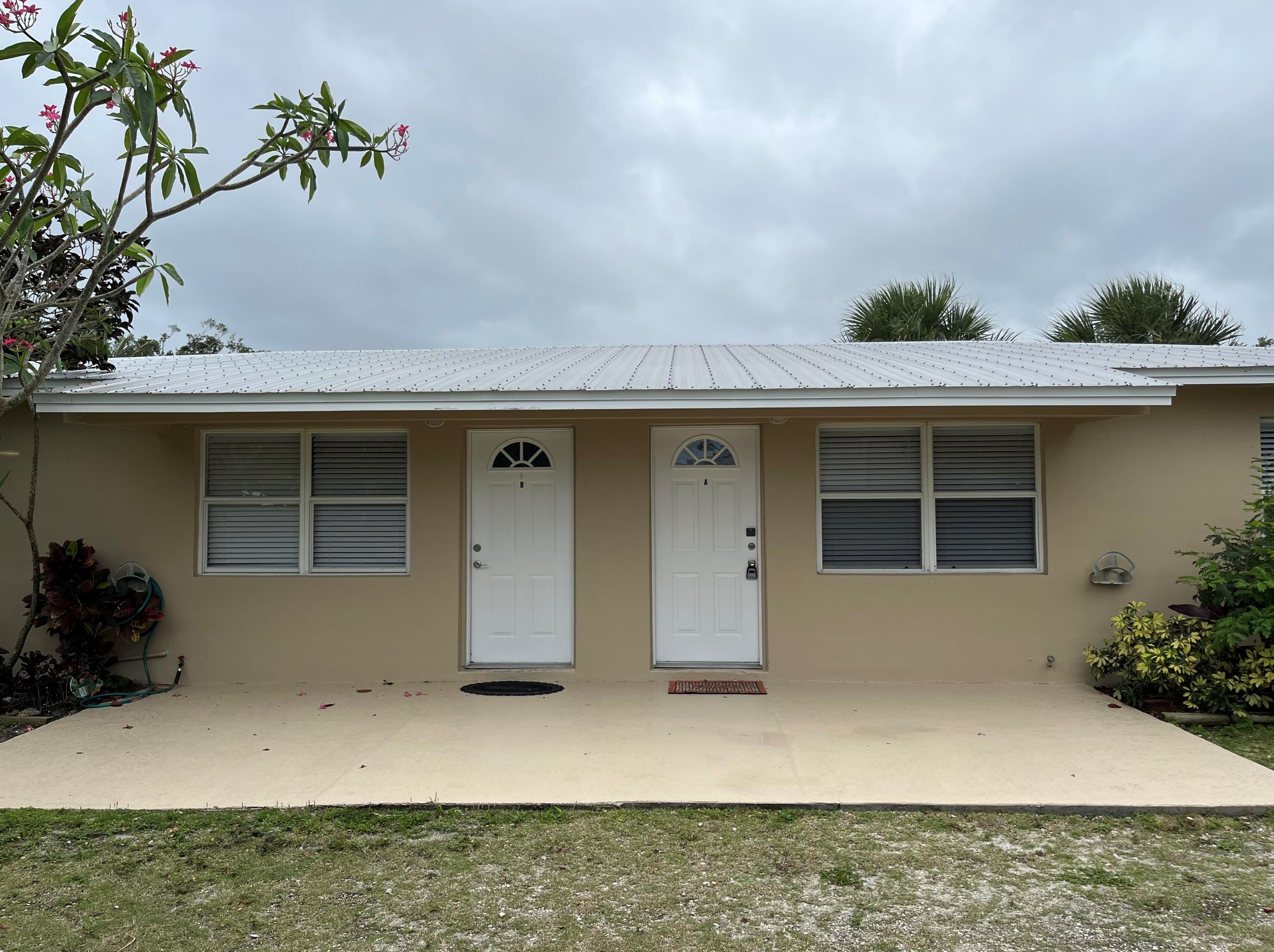19147 Se Hillcrest Dr, Jupiter, FL 33469