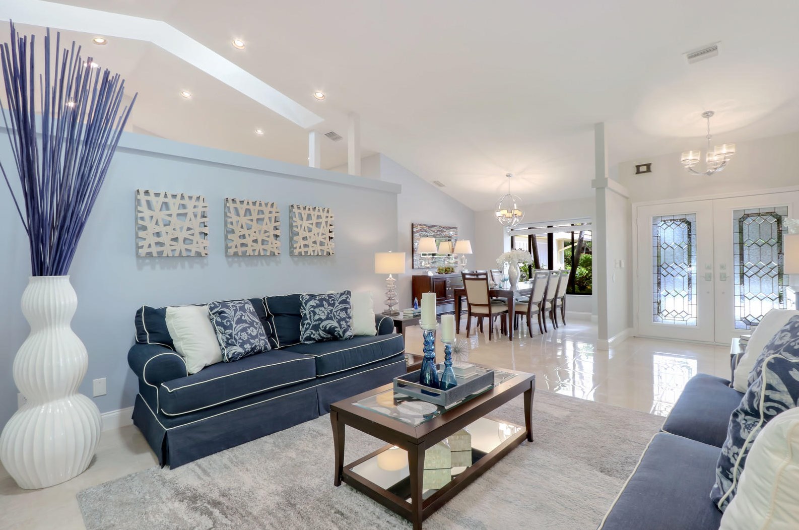 156 Thornton Dr, West Palm Beach, FL 33418