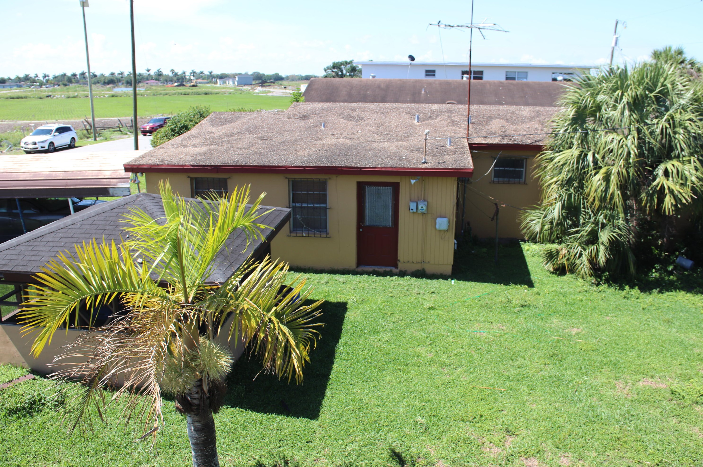 692 Sw 5th St, Belle Glade, FL 33430
