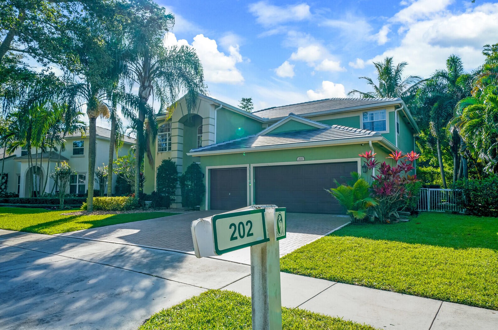 202 Anhinga Ln, Jupiter, FL 33458-8338