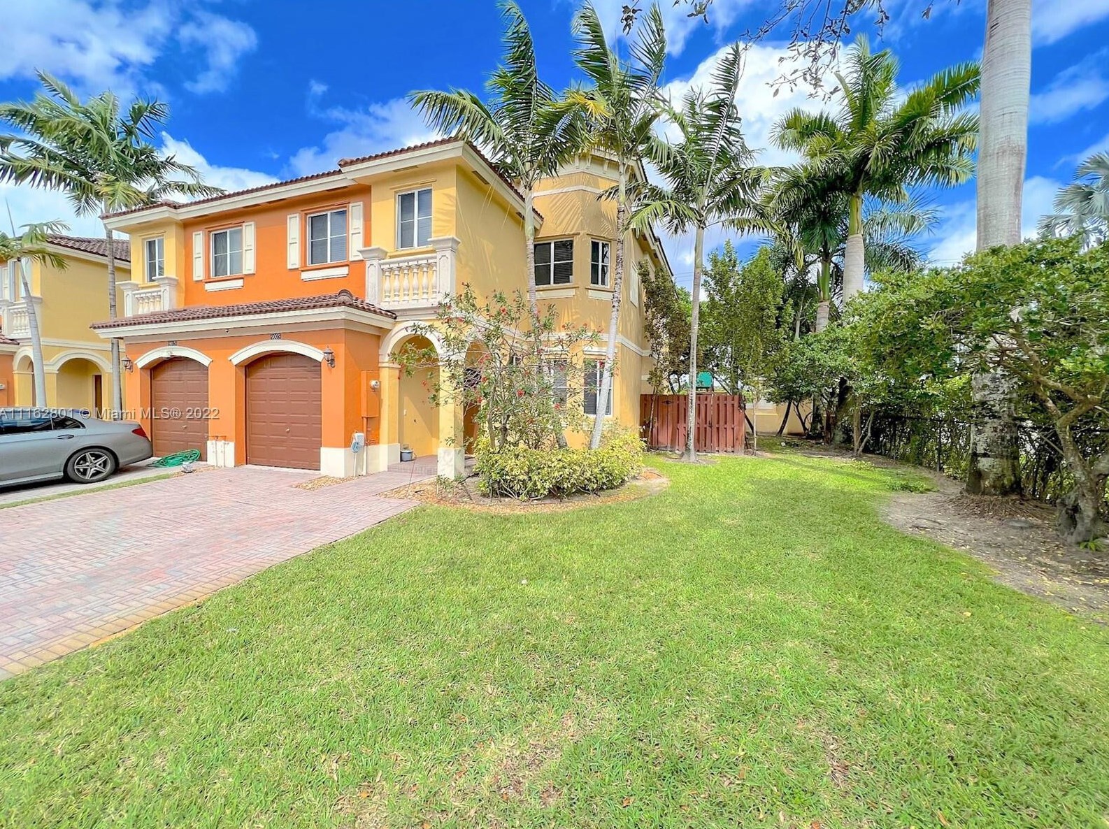 9005 Sw 17th Ct, Hollywood, FL 33025