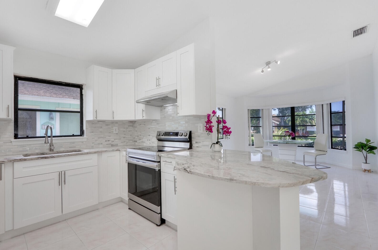 6018 Hollywood St, Jupiter FL  33458-6724 exterior