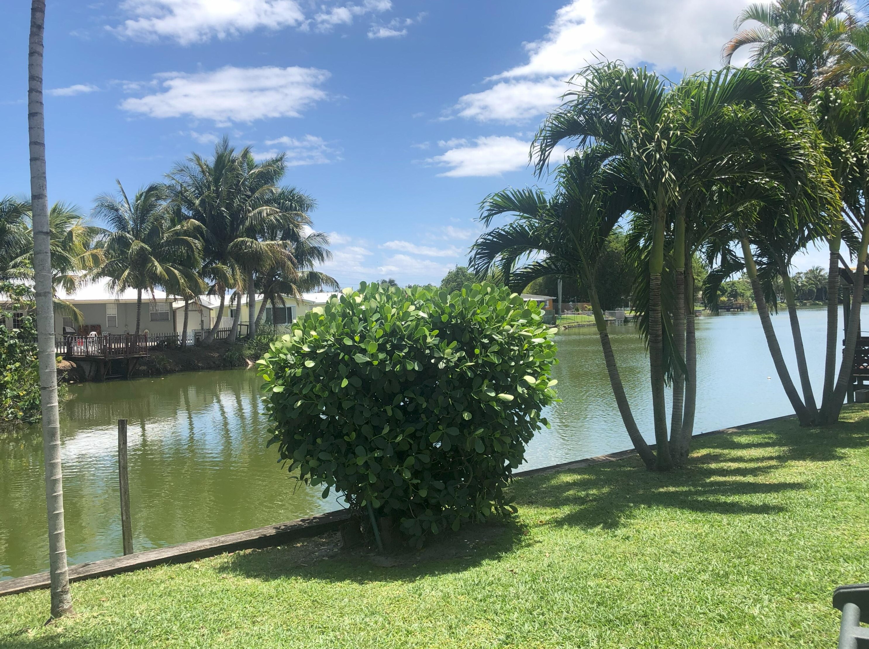 1052 W Shore Dr, West Palm Beach, FL 33406